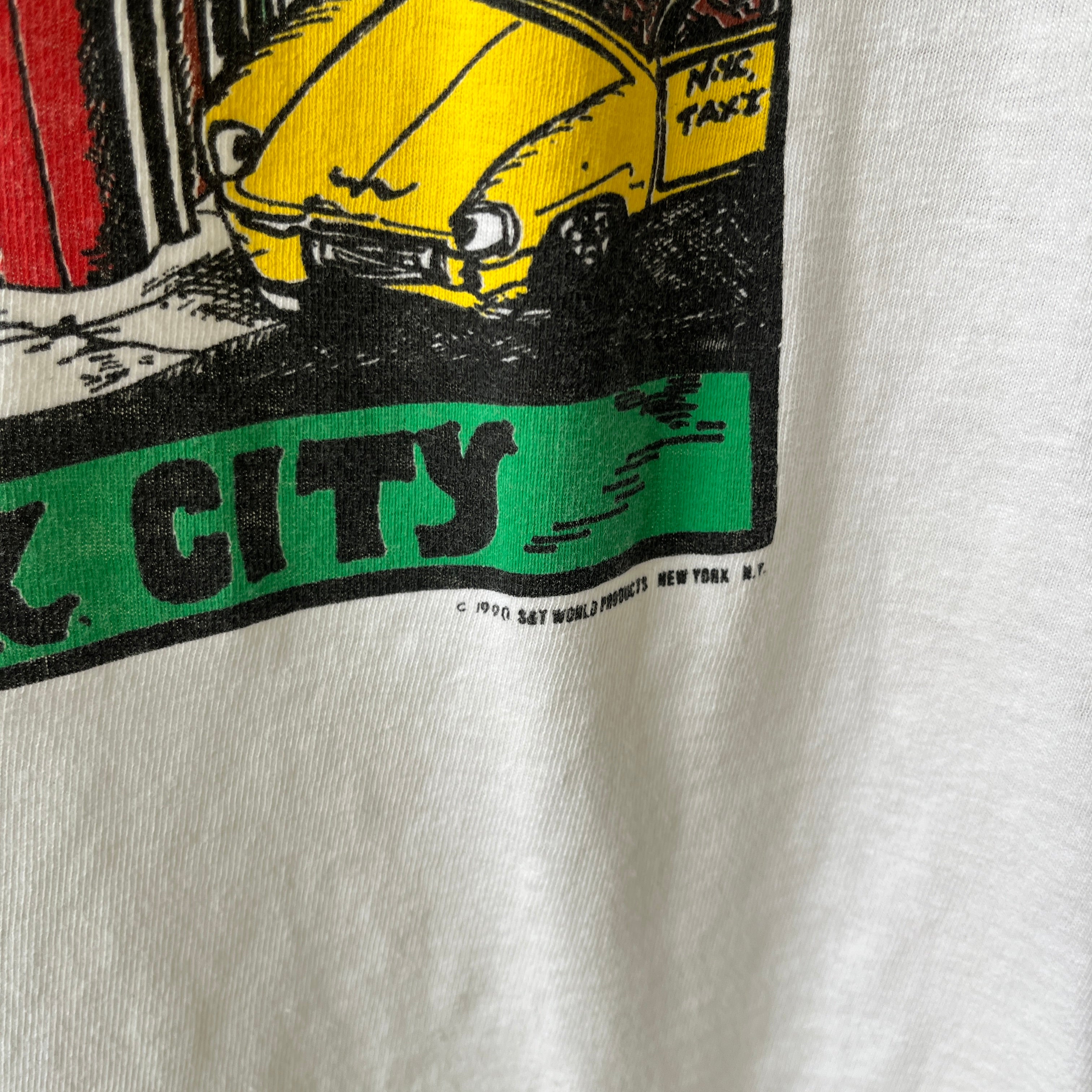 1990 The Village Pizza New York City Iconic Tourist T-Shirt