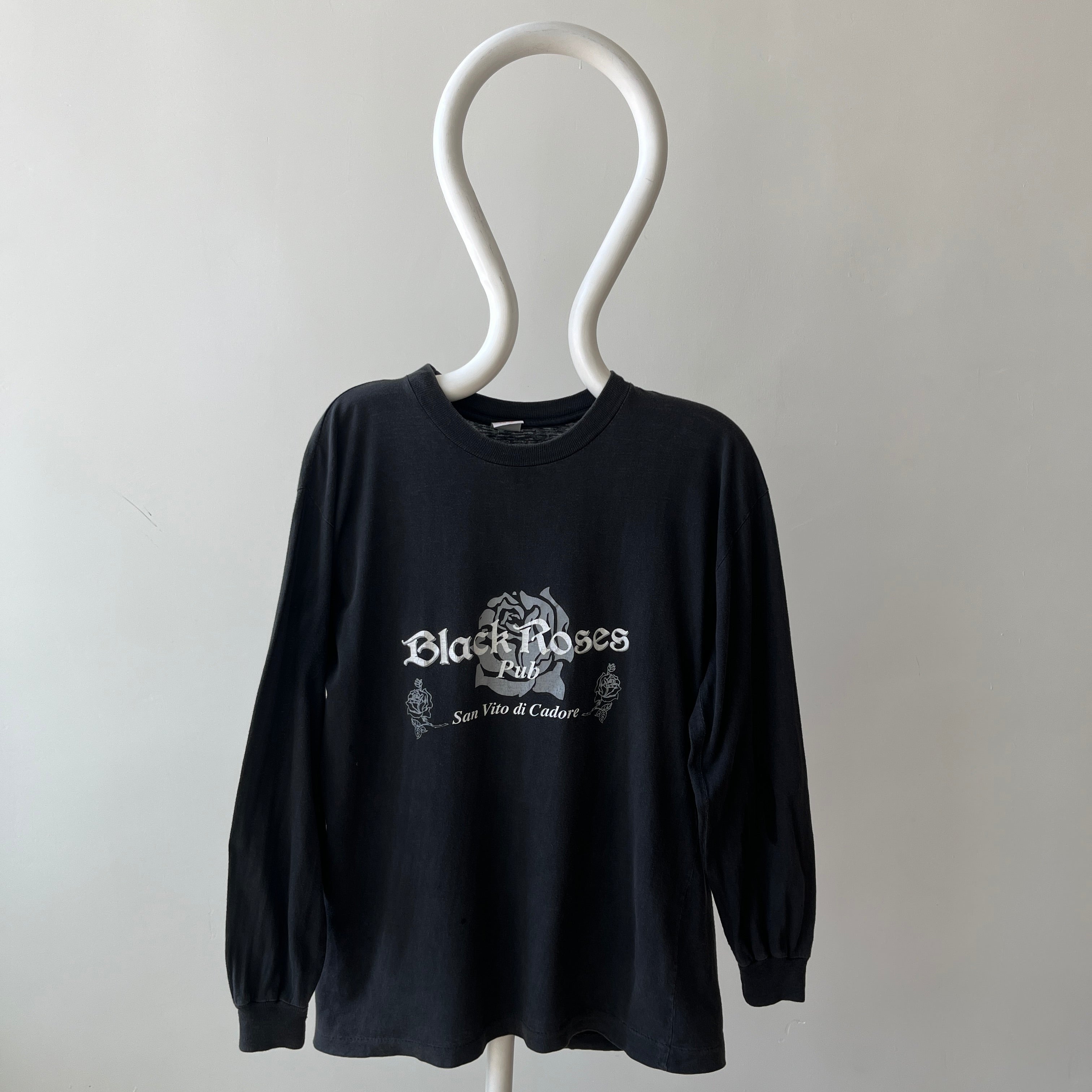 1990's San Vito De Cadore - Italian - Black Roses Pub Long Sleeve T-Shirt