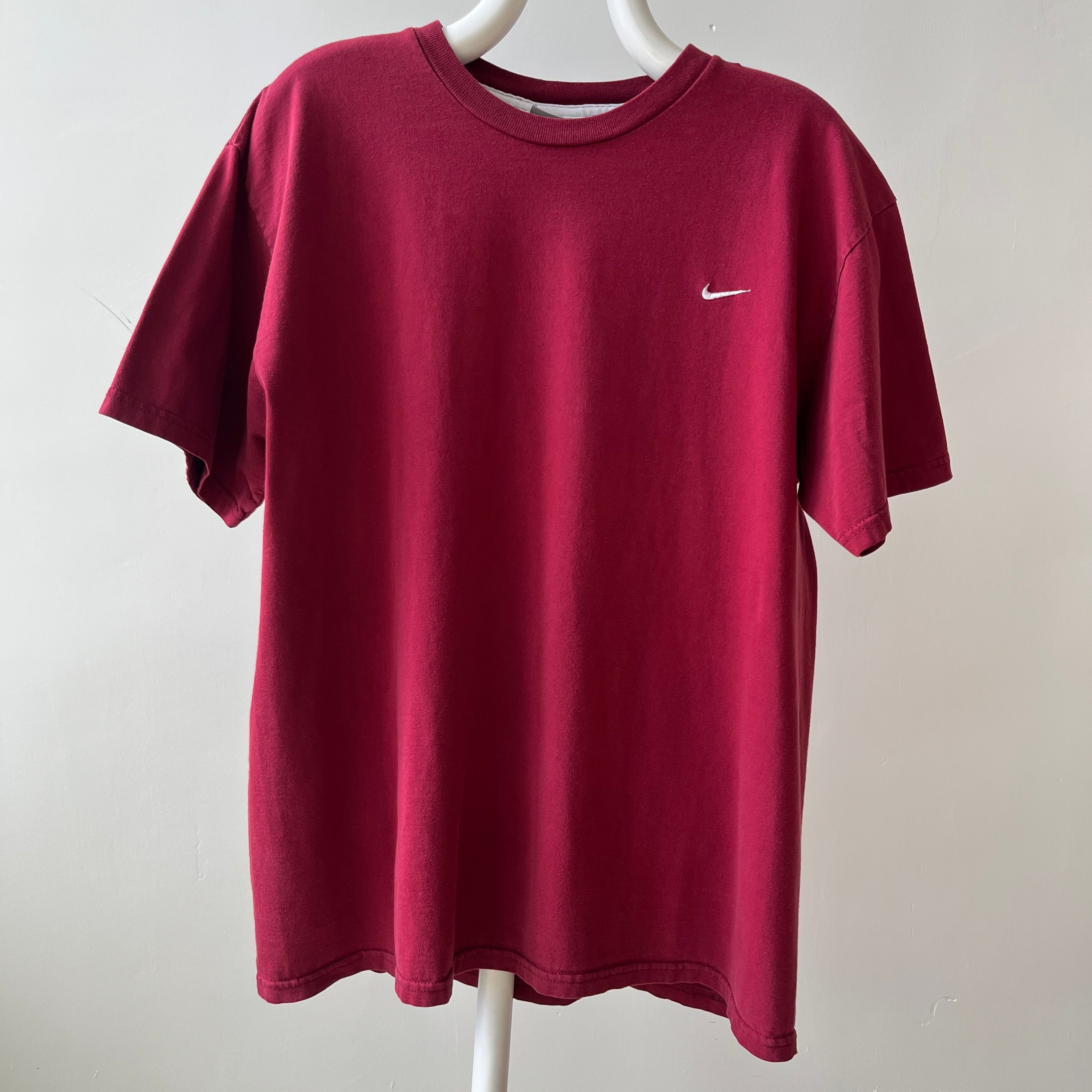 1990s Burgundy Nike T-shirt