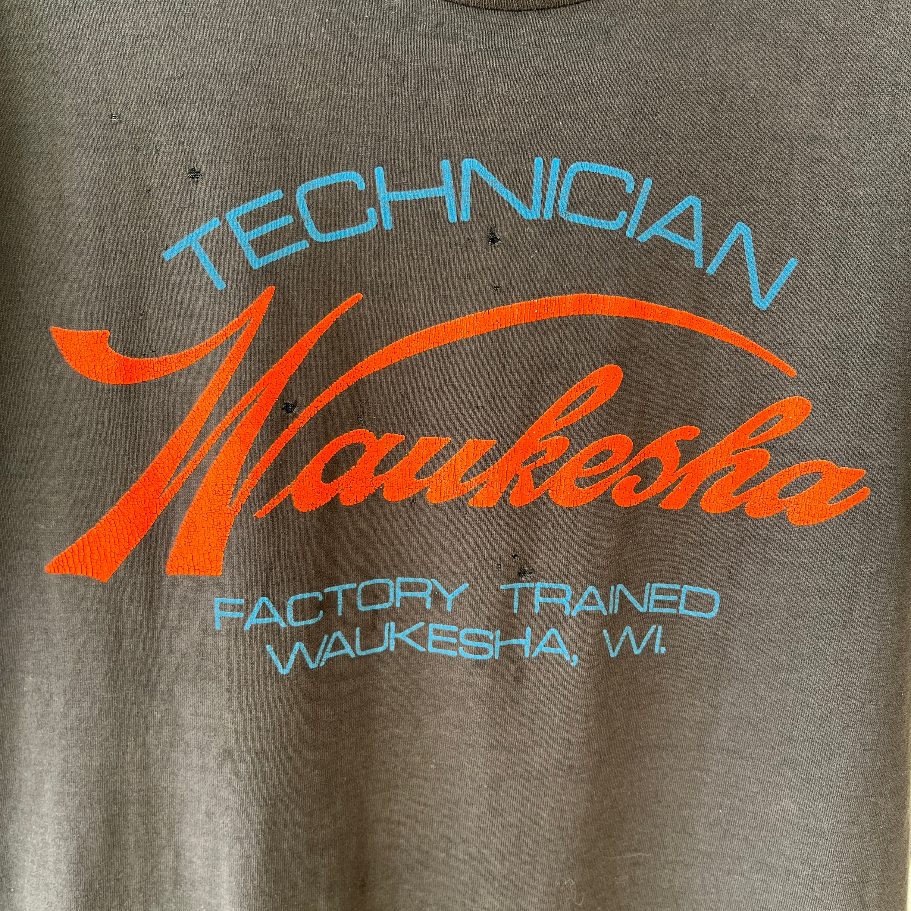1970s Black Waukesha WI. Technician T-shirt
