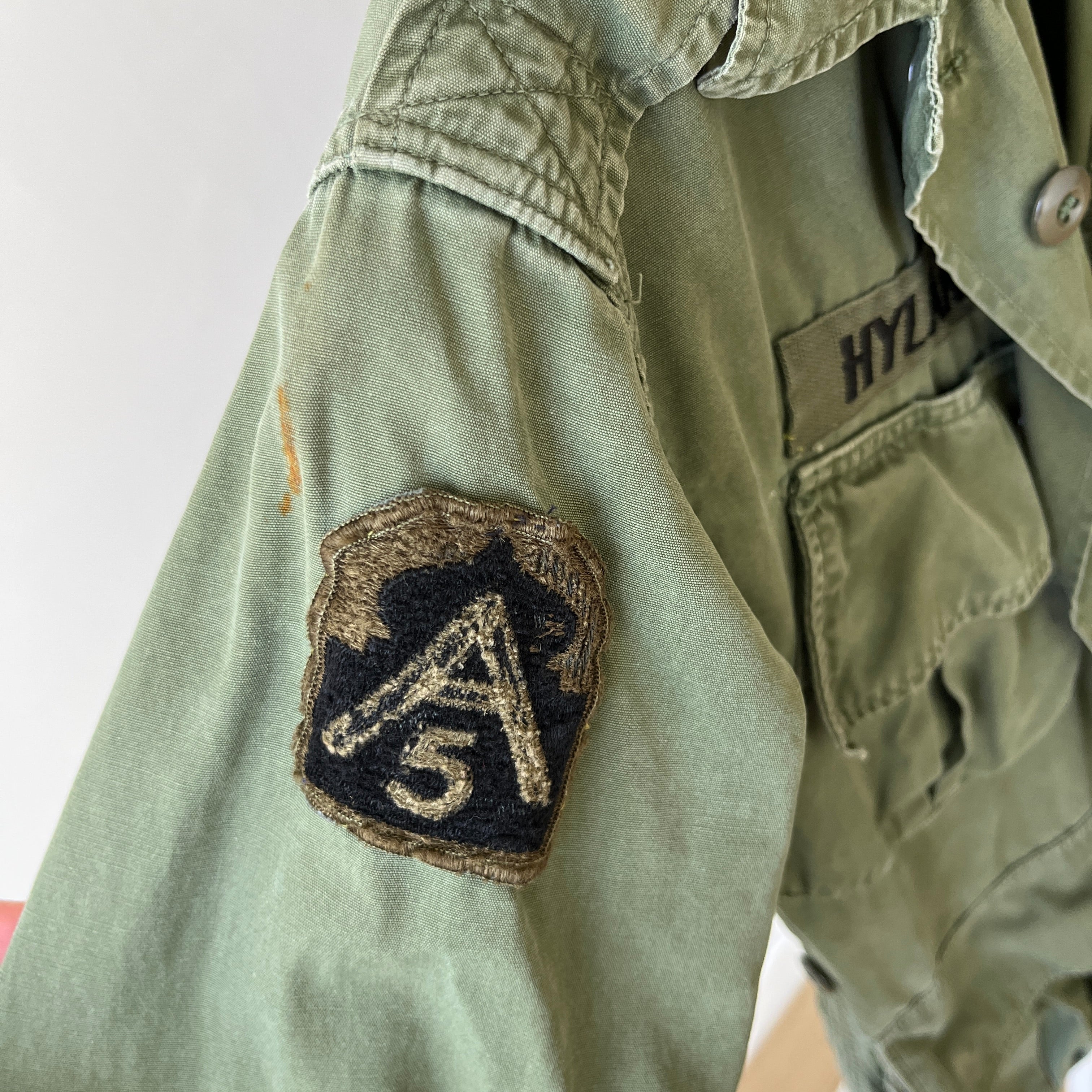 1960s OG-107 Cotton Military Coat with Tapering Buttons on the Backside - Smaller