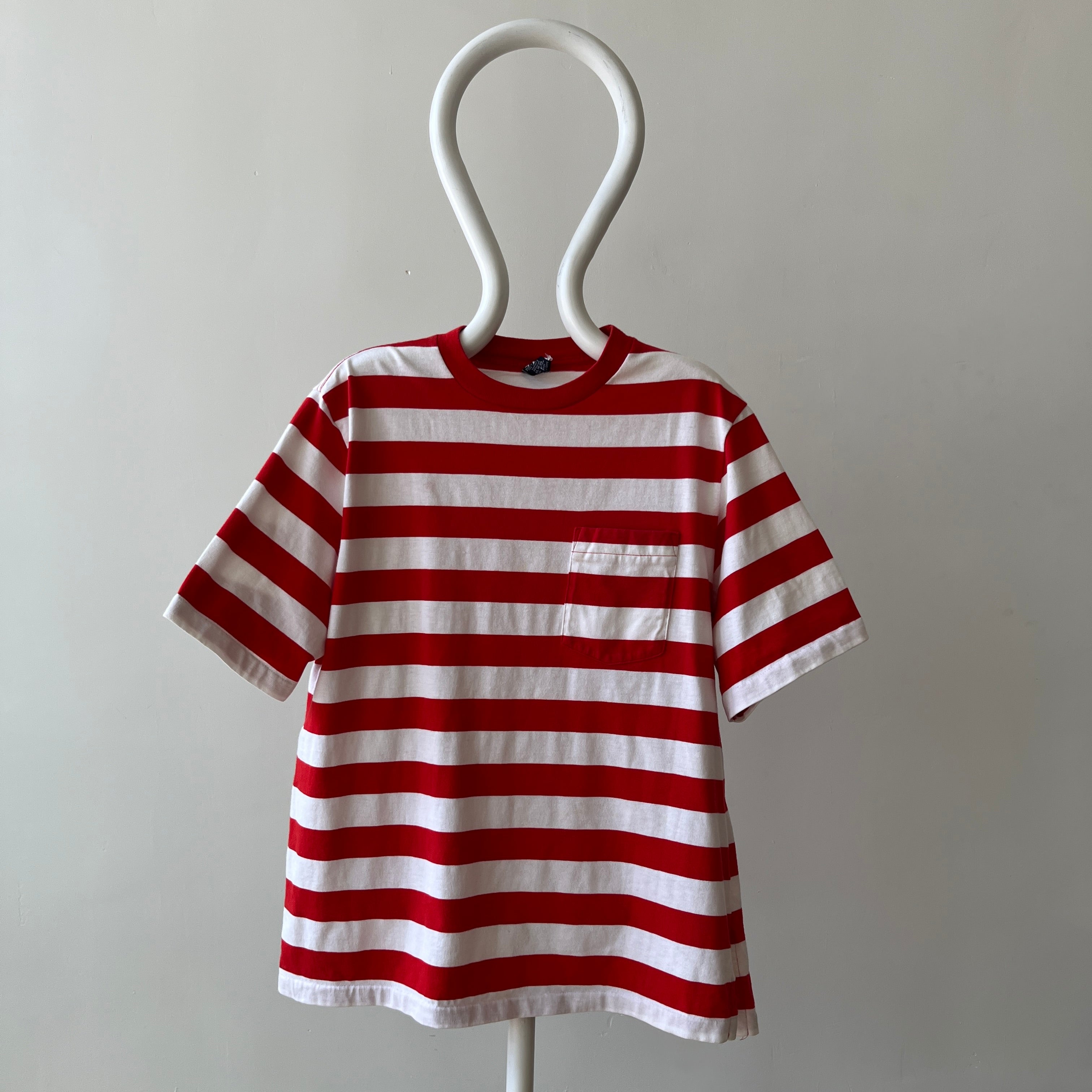 1990s Red and White Striped T-Shirt - USA Land's End Alert!