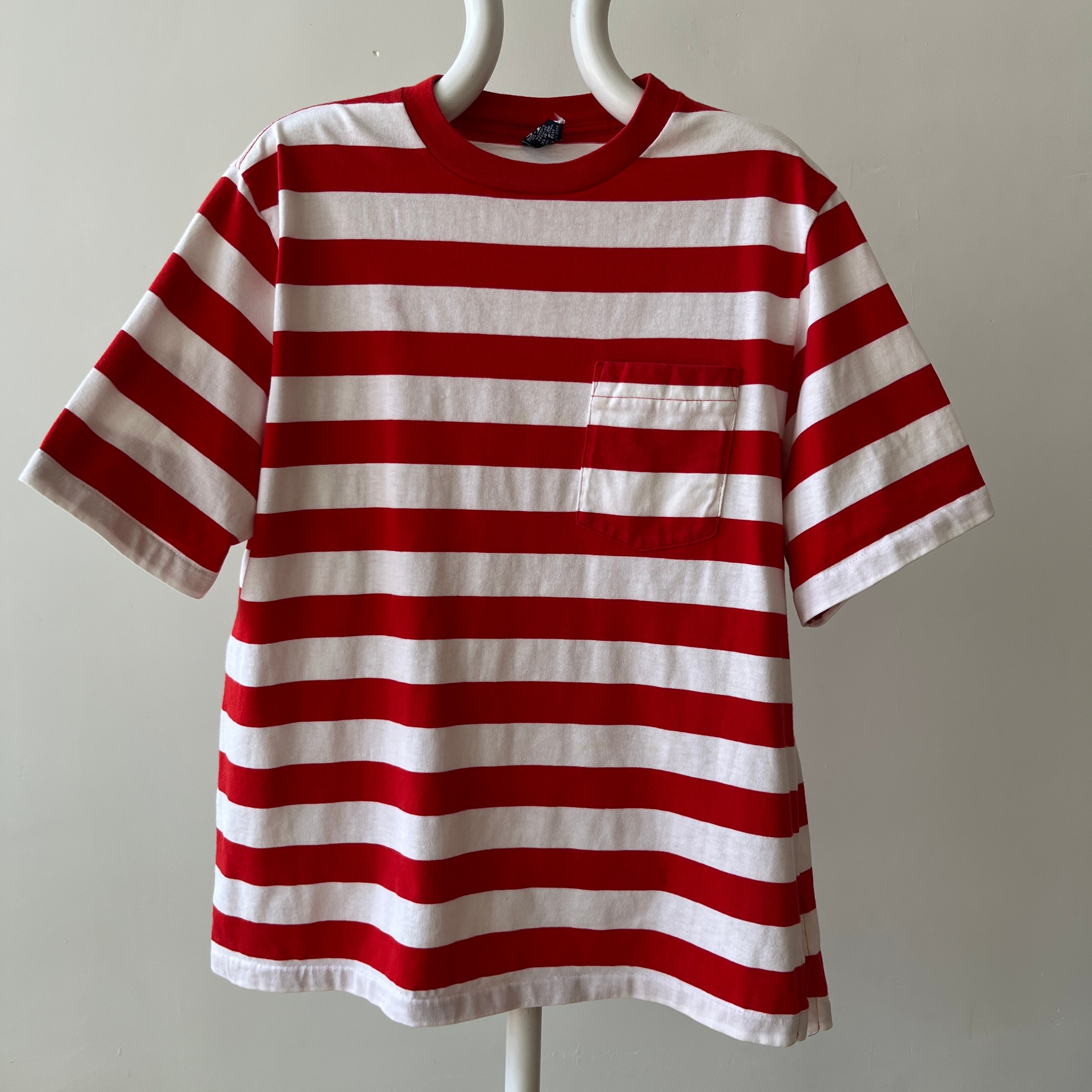 1990s Red and White Striped T-Shirt - USA Land's End Alert!