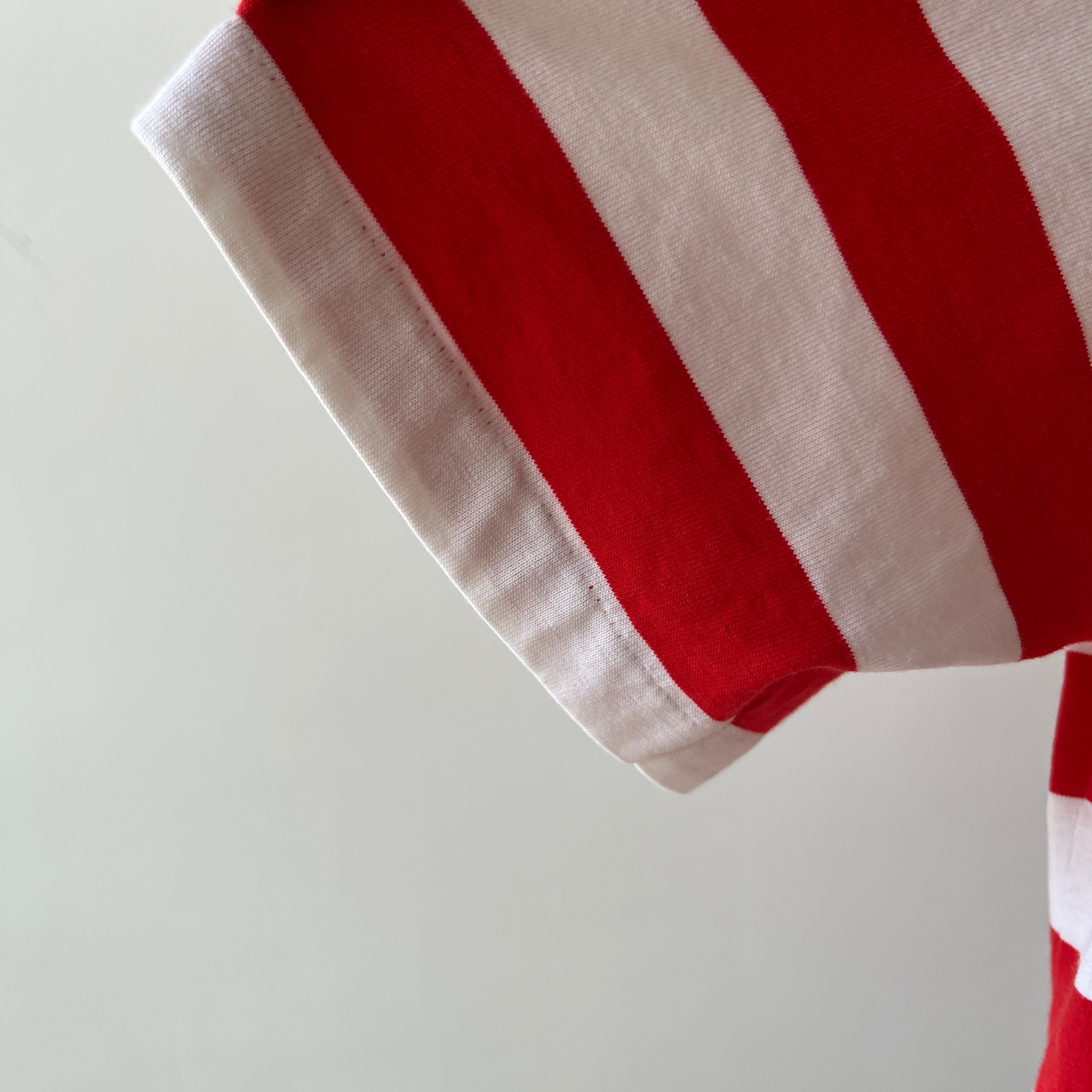 1990s Red and White Striped T-Shirt - USA Land's End Alert!