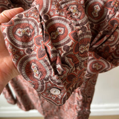 1960s Beautiful Double Pocketed Pleated Backside Long Sleeve Blouse - Oh My