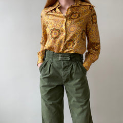 1970s Made in California Beautiful Silk Women's Paisley Blouse - THE CUFFS and COLLAR