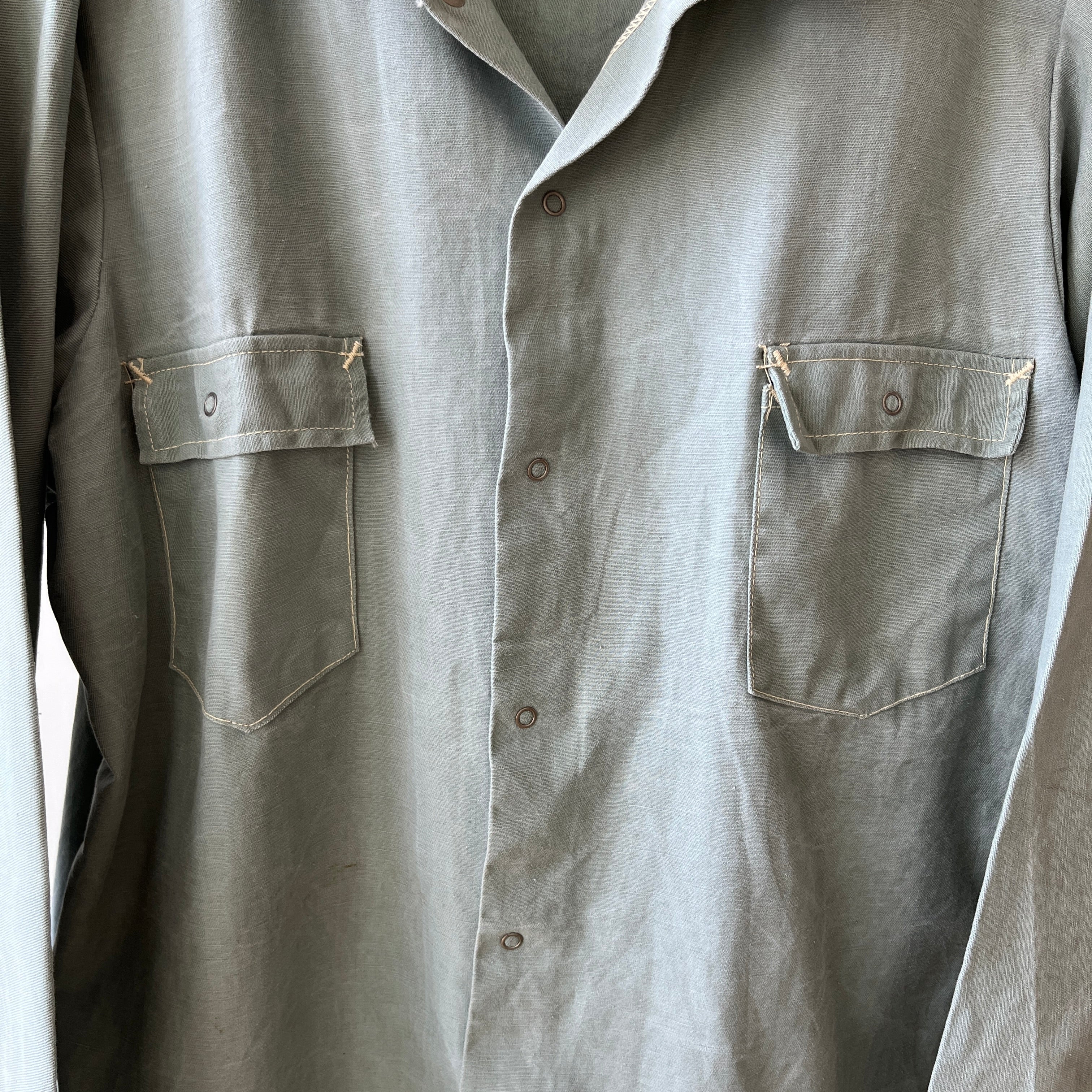 1950s Sage Green Cotton Canvas Like Work Shirt - Cool Contrast Stitching - Rare!