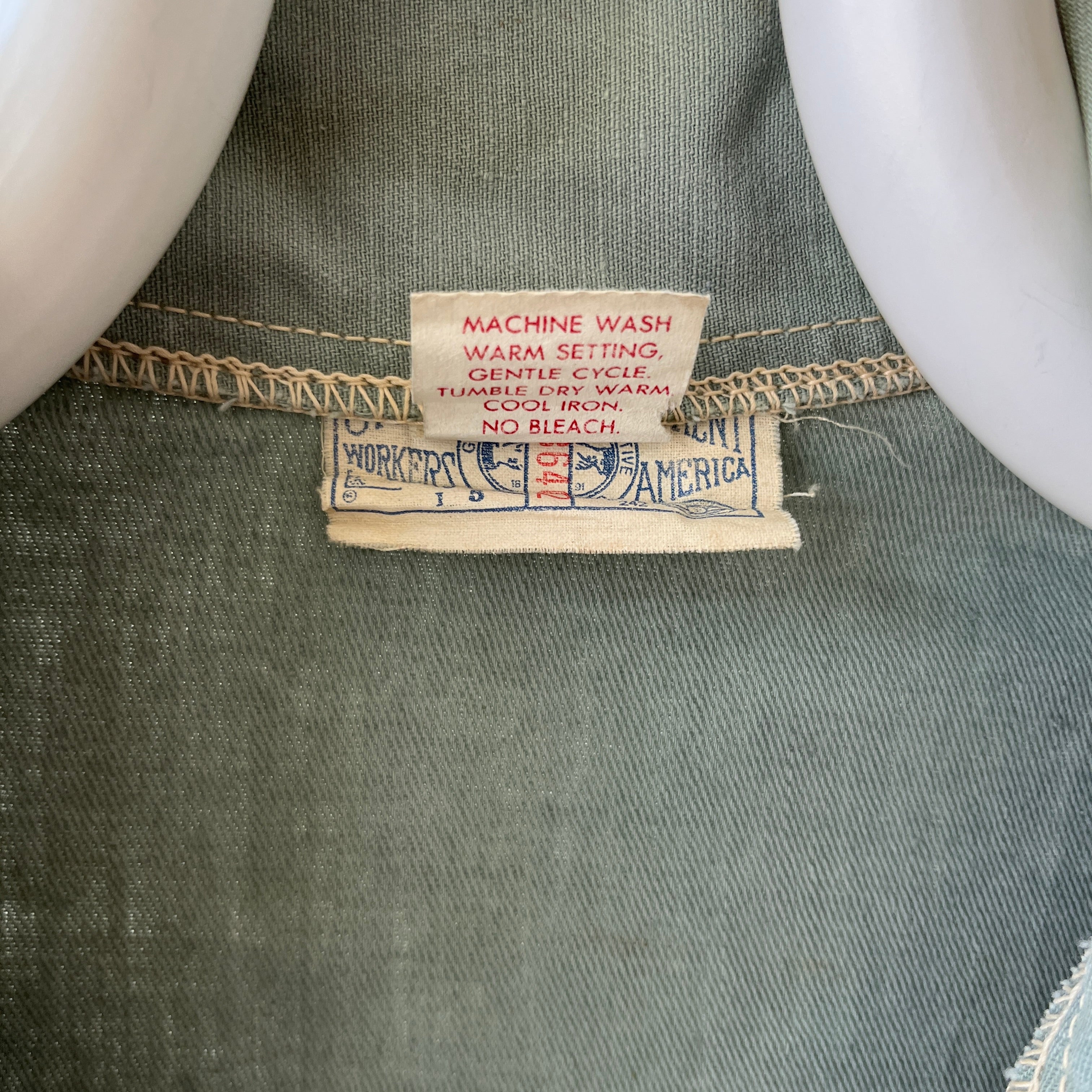 1950s Sage Green Cotton Canvas Like Work Shirt - Cool Contrast Stitching - Rare!
