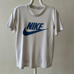 1987 Nike T-Shirt - Paper Thin!