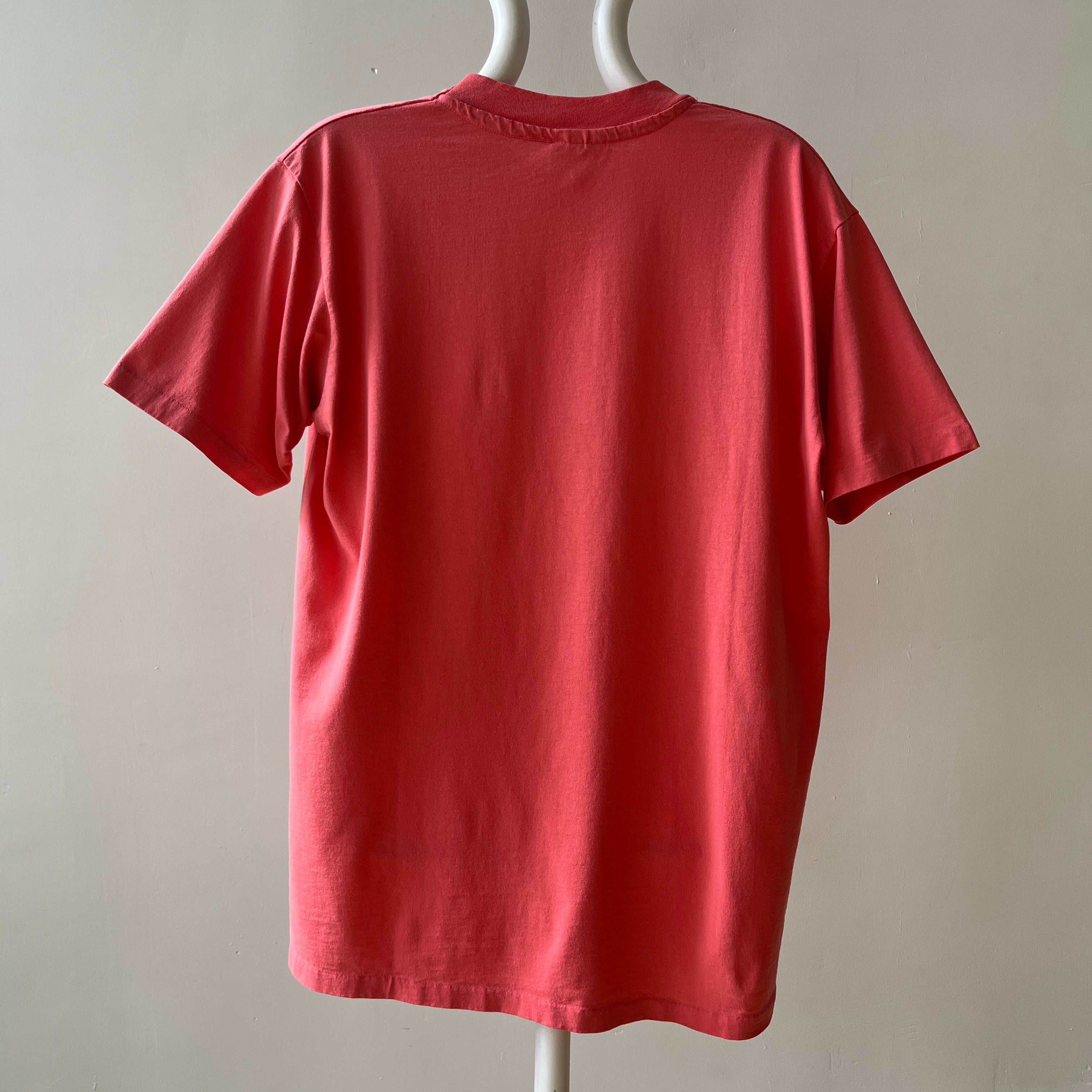 T-shirt teinté de peinture noire vierge des années 00