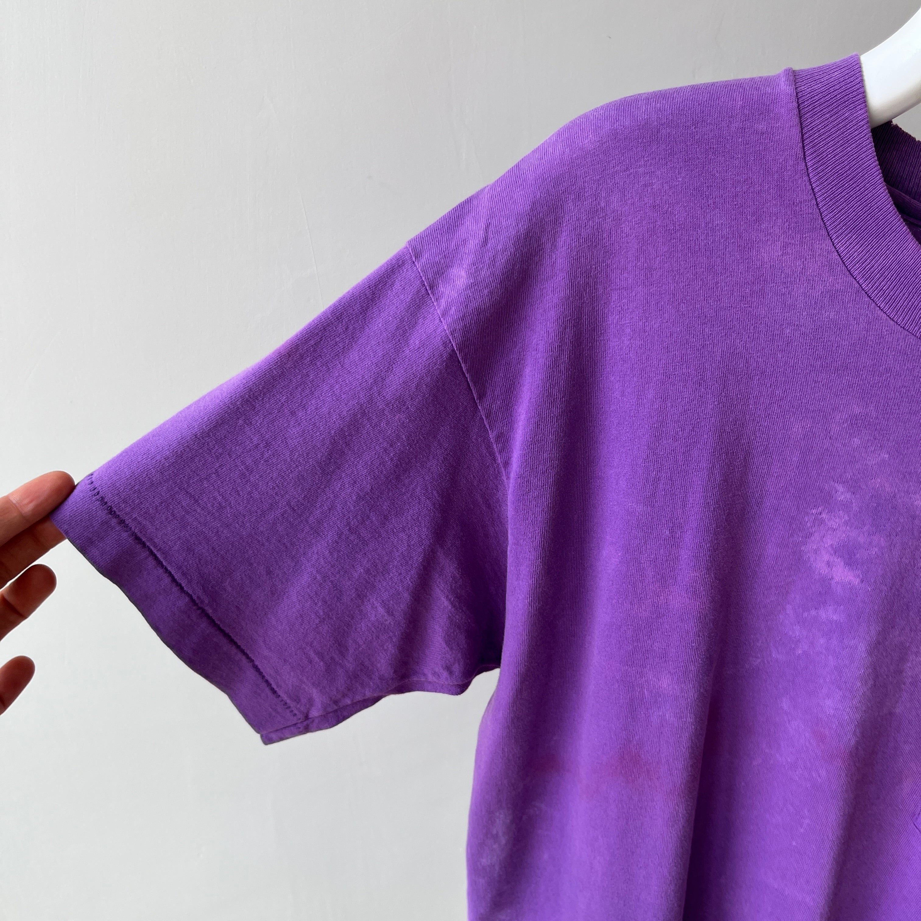 1980s Super Rad Sun Faded Bleached Out Worn Purple Selvedge Pocket T-Shirt