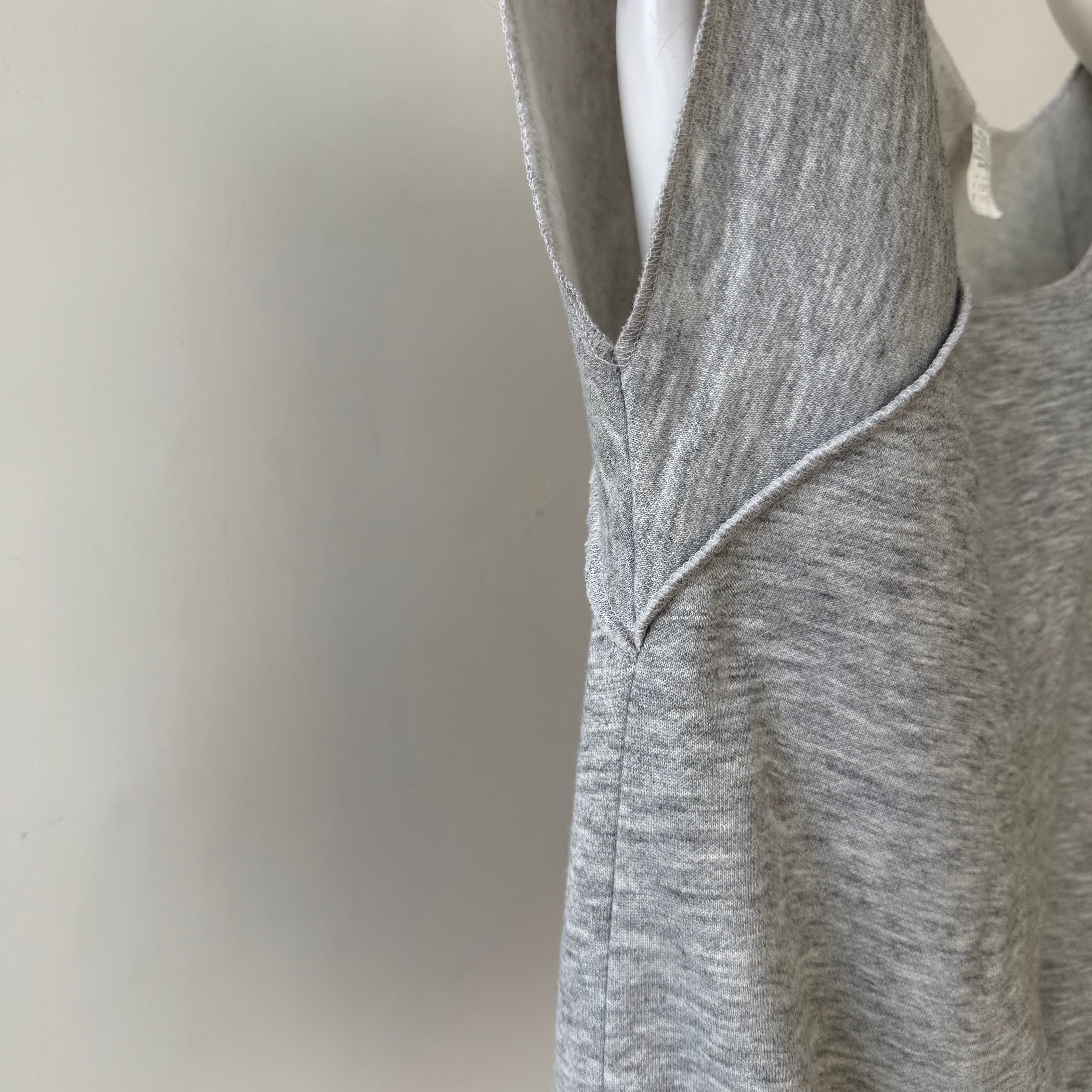 00s Heavy Weight Blank Black Sweatshirt par FOTL - Structuré