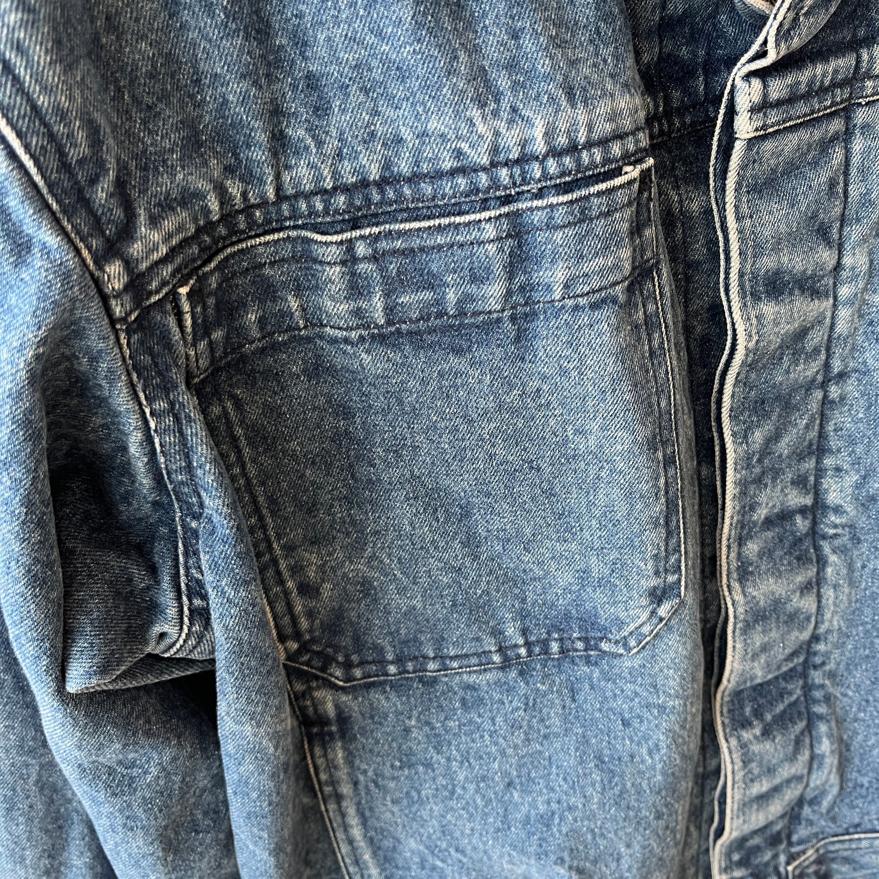 1990s Smith + Hawken Larger Pleated Denim Dad Jacket with Big Chest Pockets