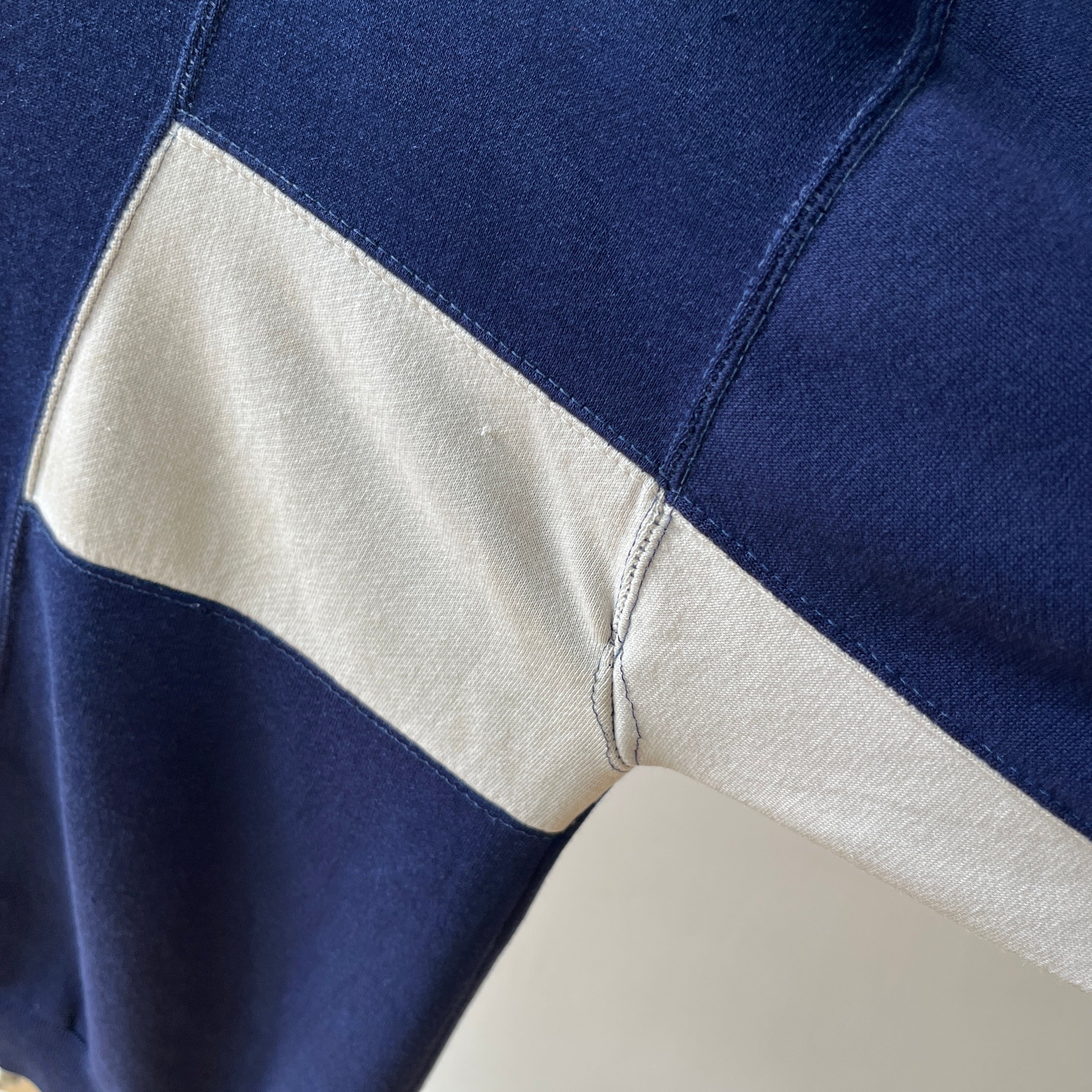 1980s Two Tone Navy and White Soft and Slouchy Sweatshirt