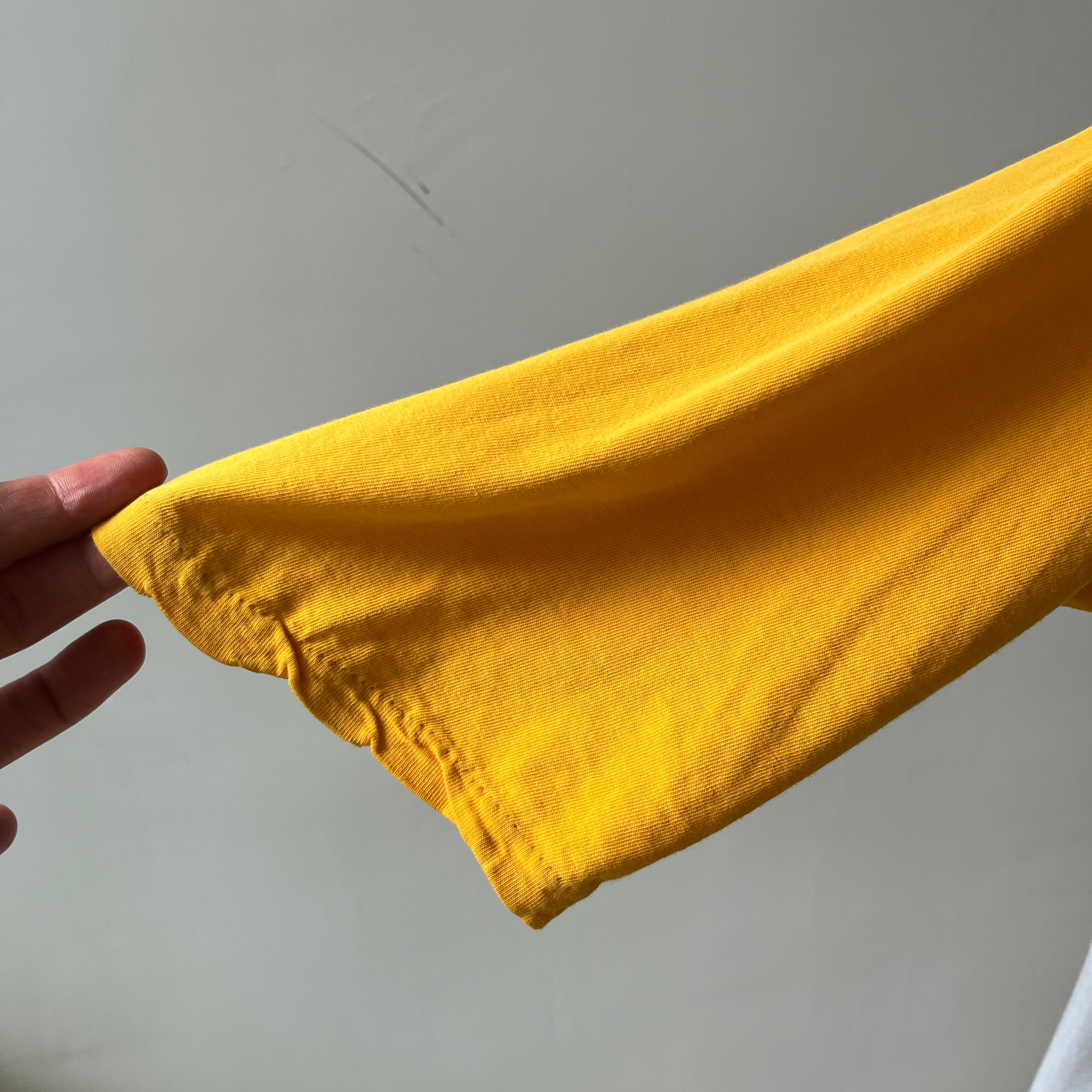 1980s Tattered and Thinned Out Showtime Los Angeles Lakers Base Ball T-Shirt - !!!!!