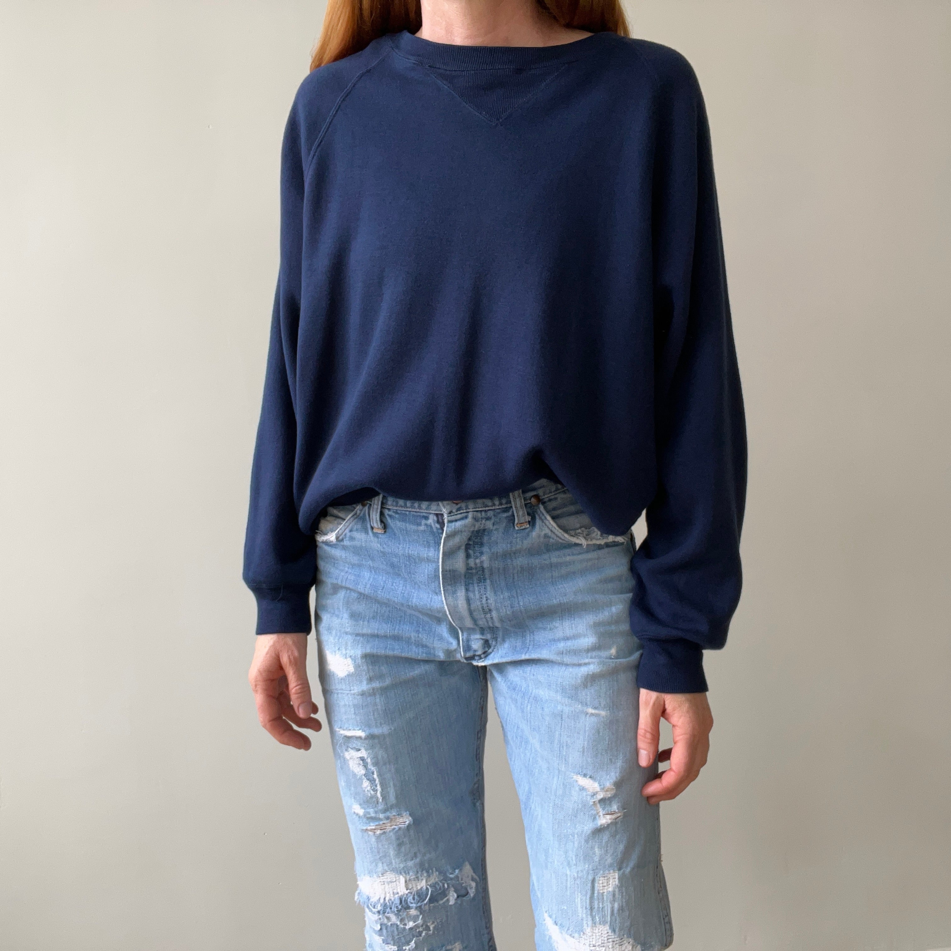 1980s Single V Soft and Slouchy Navy Sweatshirt - Acrylic