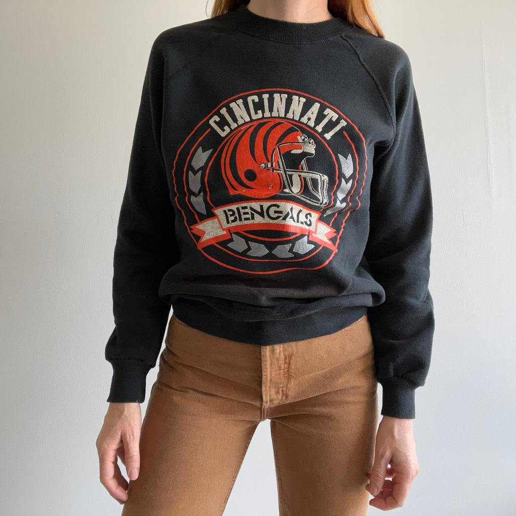 Cincinnati Bengals Shirt Champion Football Sweatshirt 80s NFL Sweatshirt  Jumper Sports Vintage 90s Grey Raglan Sleeve Small Medium