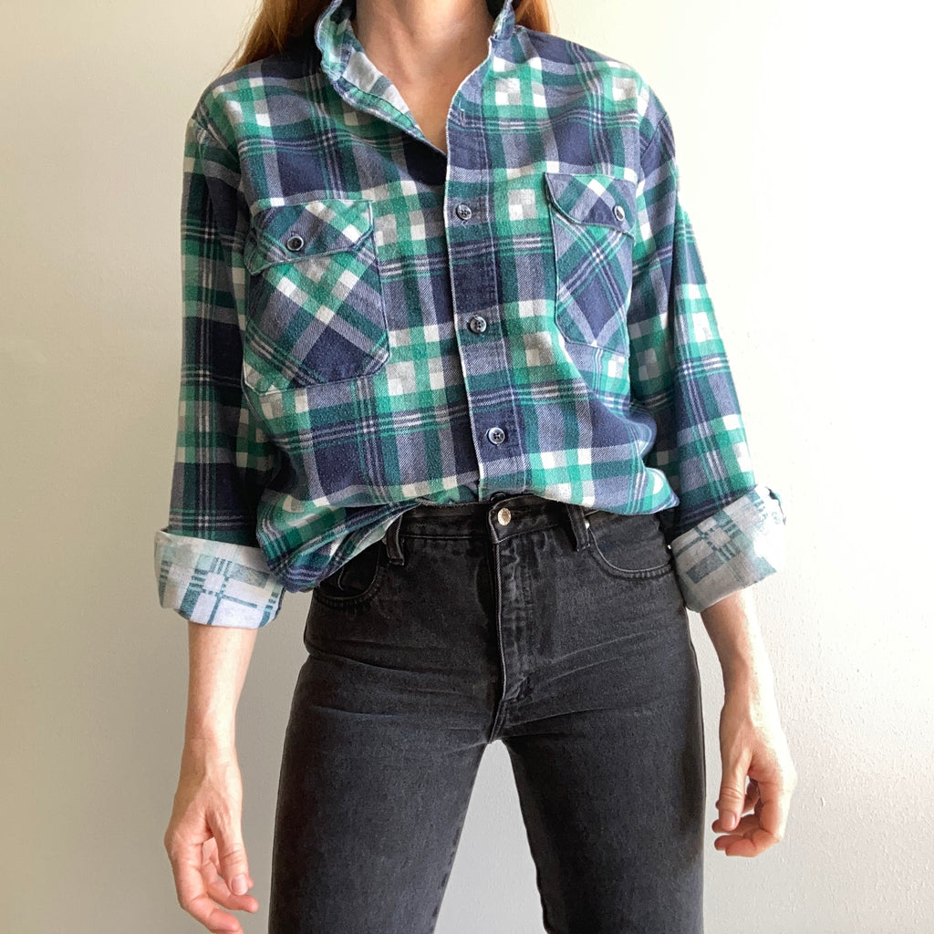 1980s Fieldmaster Lightweight Green and Blue Flannel – Red