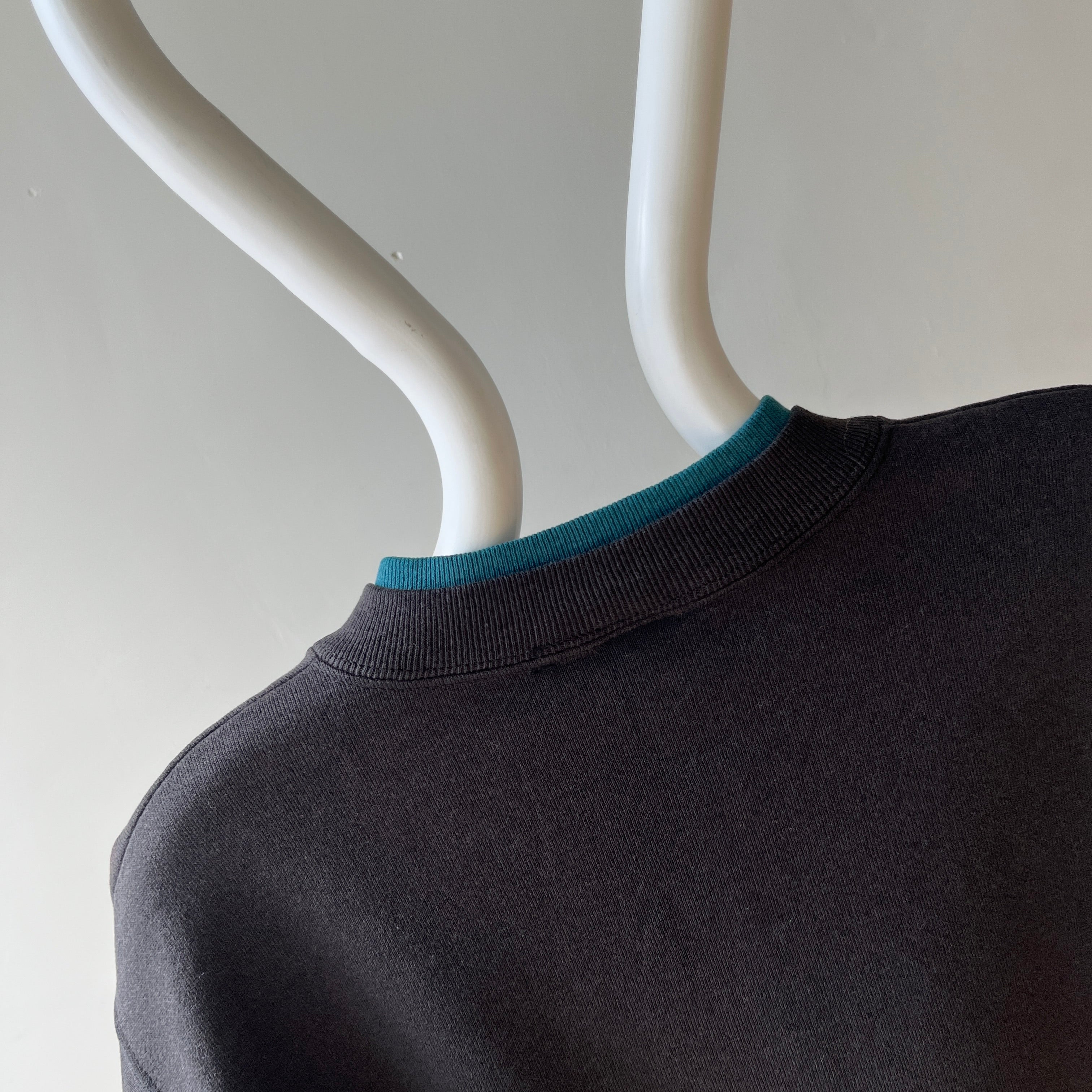 1980/90s Blank Faded Black Double Collar Heavyweight Sweatshirt by Hanes