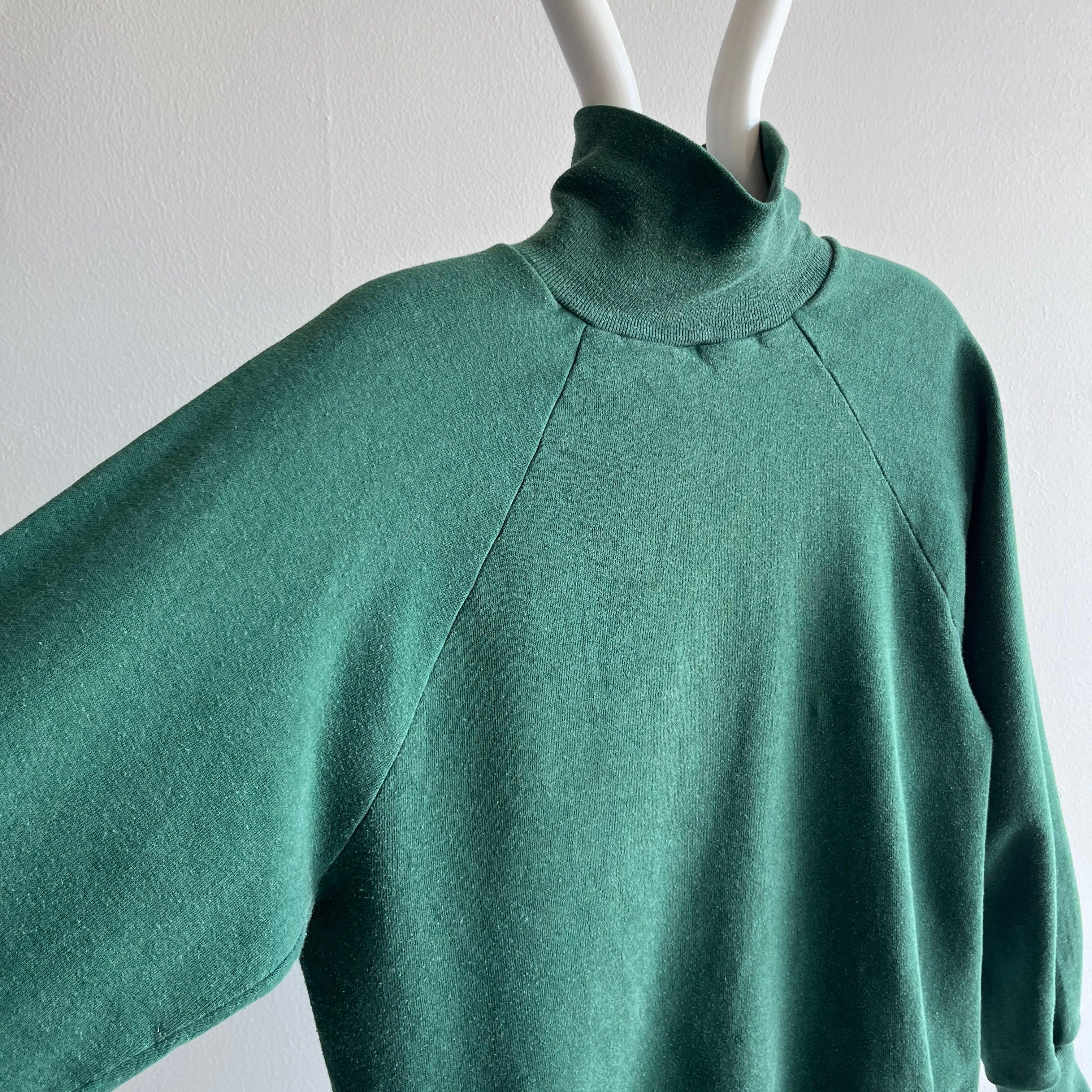 1970s Adorable Forest Green Turtleneck Sweatshirt - THE BEST