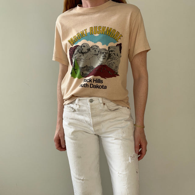 1980s Mount Rushmore Black Hills South Dakota T Shirt - THE BACKSIDE