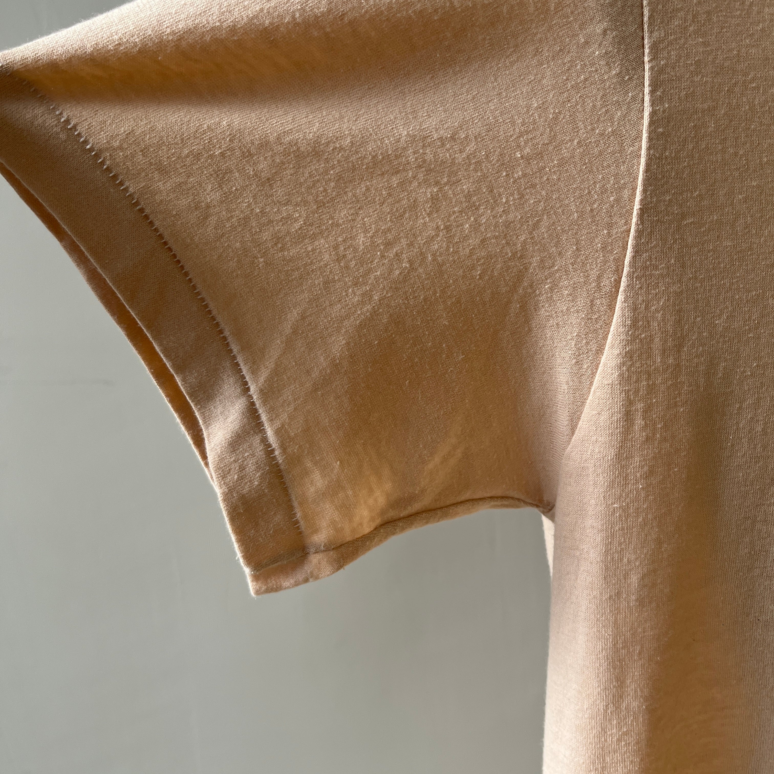 1980s Mount Rushmore Black Hills South Dakota T Shirt - THE BACKSIDE