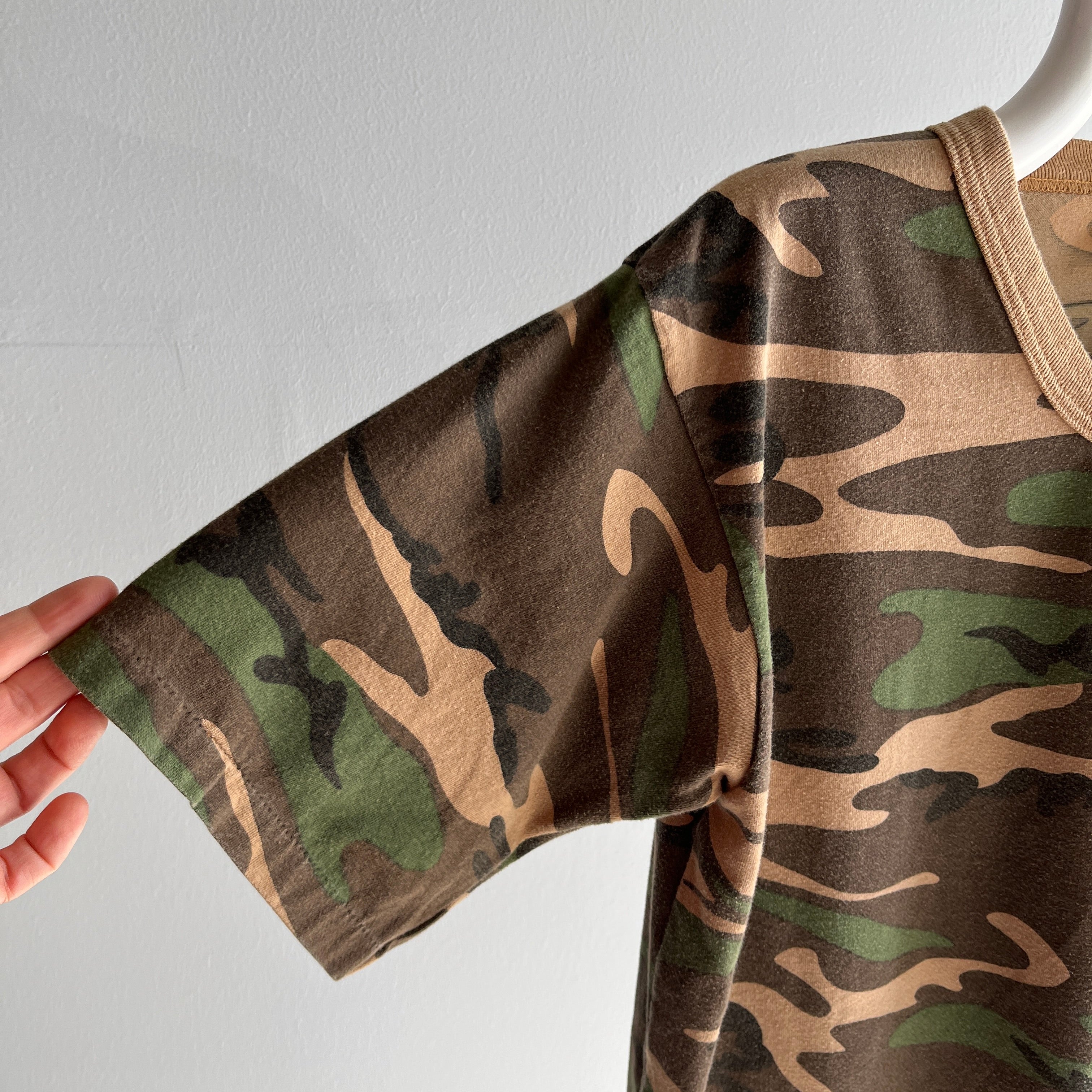 1980s Chamellon USA Made V-Neck Pocket Camo T-Shirt