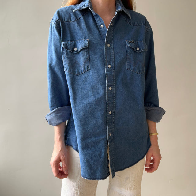 1990s Wrangler Denim Western Snap Front Shirt