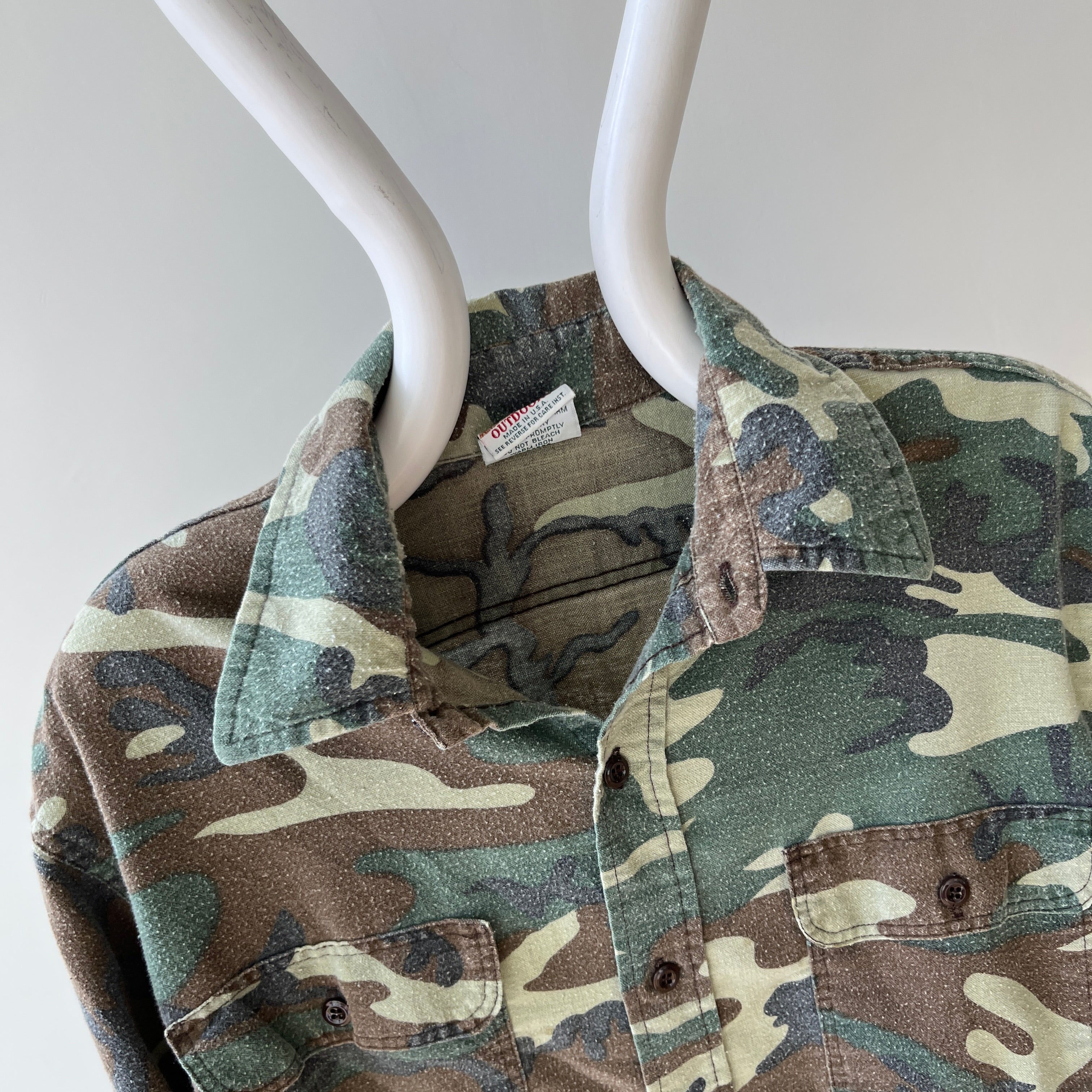 1980s Prentiss Outdoors Lightweight Cotton Camo Flannel with Paint Staining