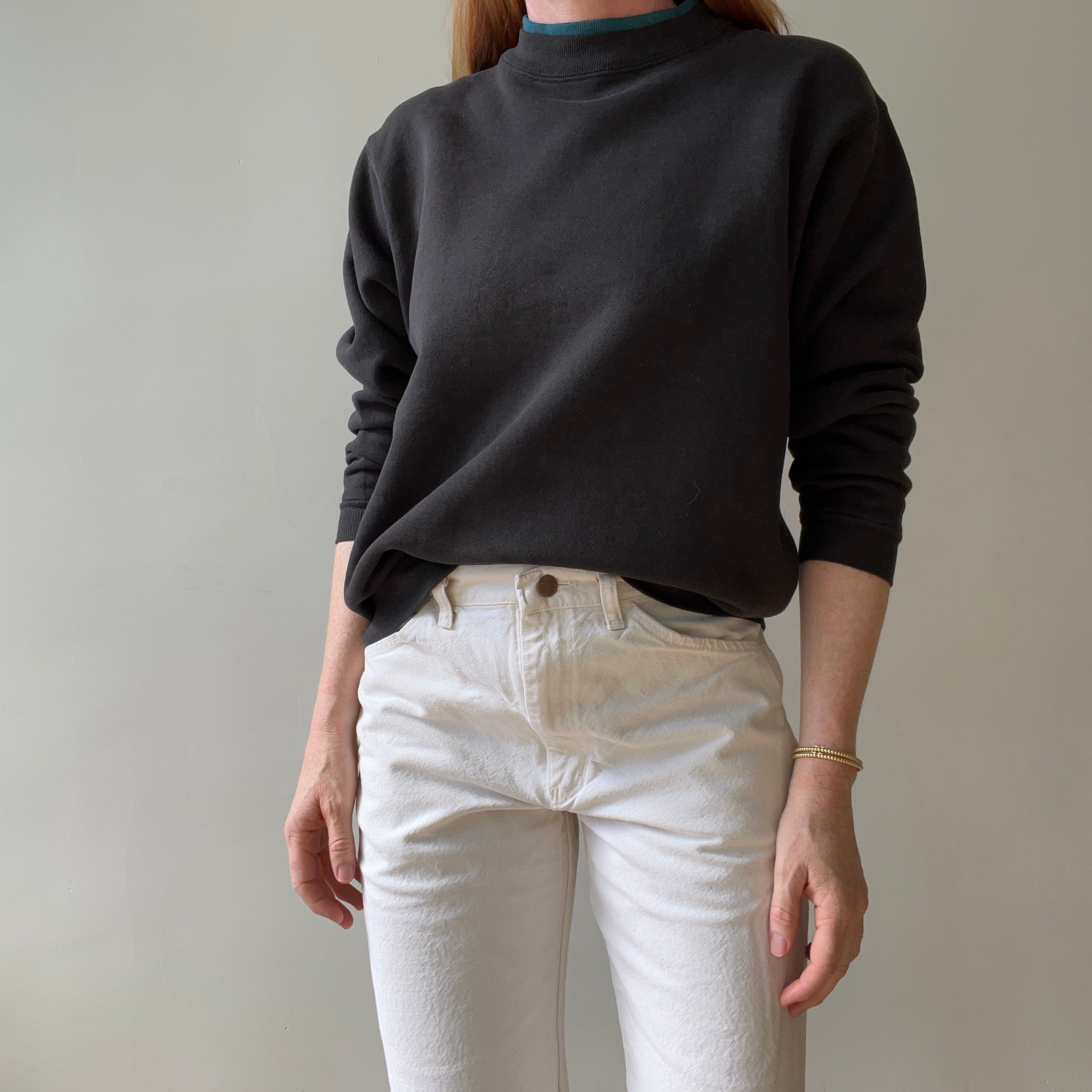 1980/90s Blank Faded Black Double Collar Heavyweight Sweatshirt by Hanes