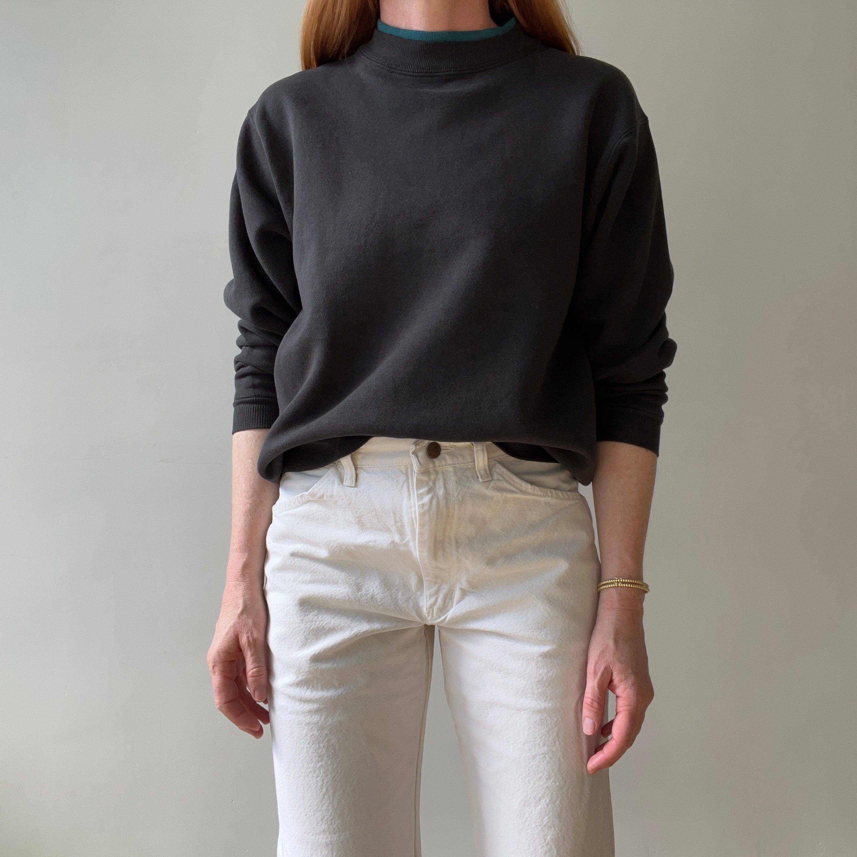 1980/90s Blank Faded Black Double Collar Heavyweight Sweatshirt by Hanes