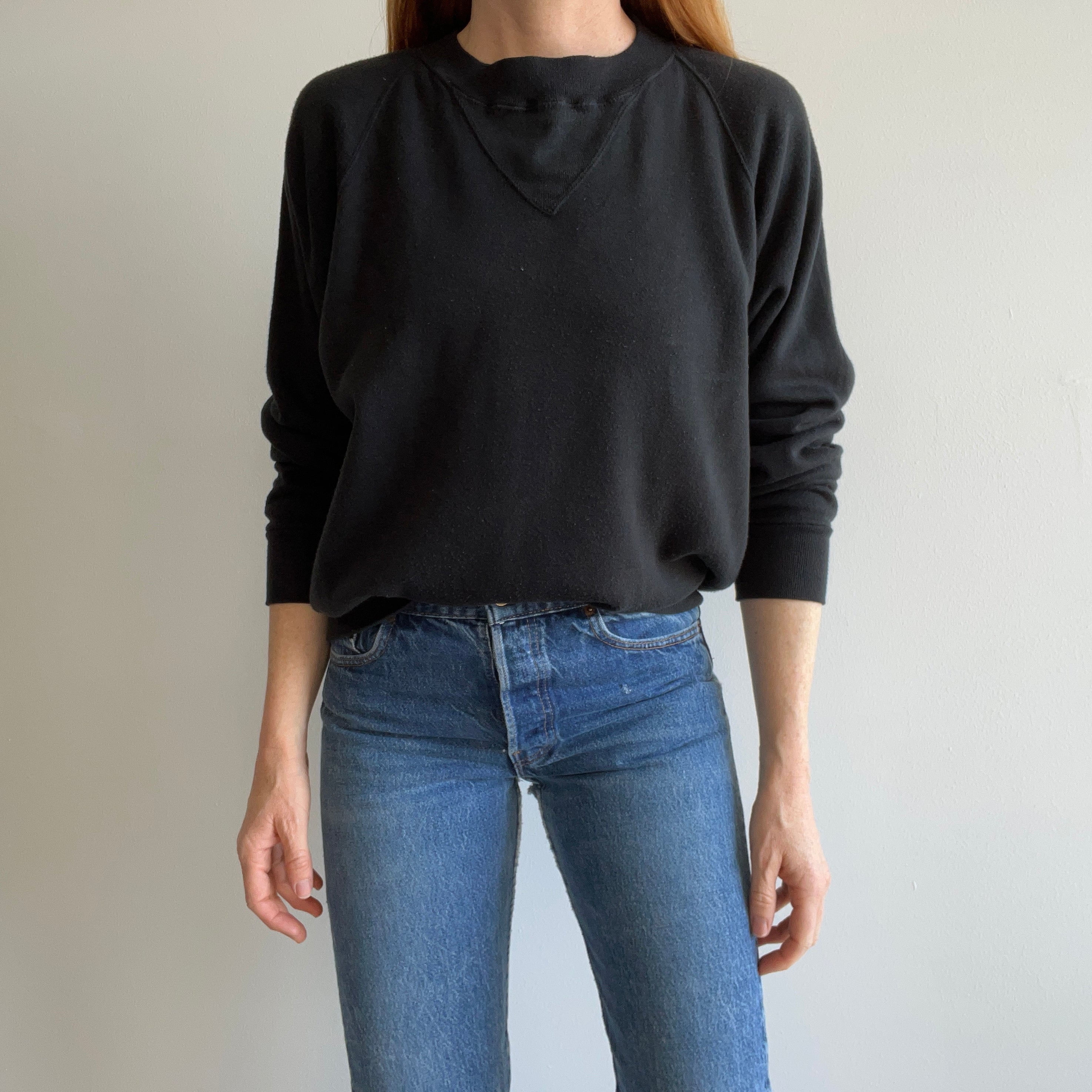 1980s Blank Black Super Soft Acrylic Single V Sweater/Sweatshirt