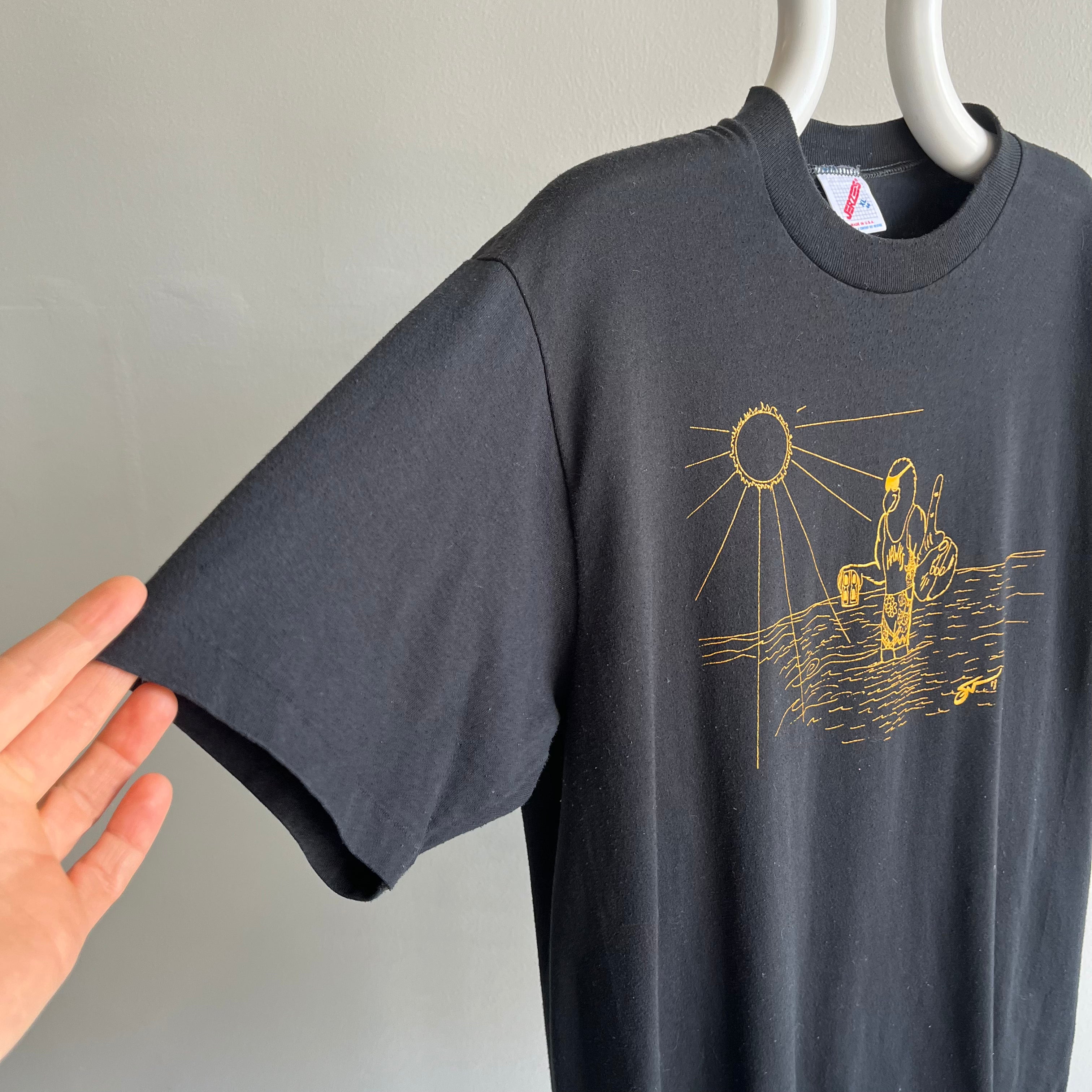 1980s Hudson Catholic Class of '88 Bird with Disproportionately Large Human Hand Random T-Shirt