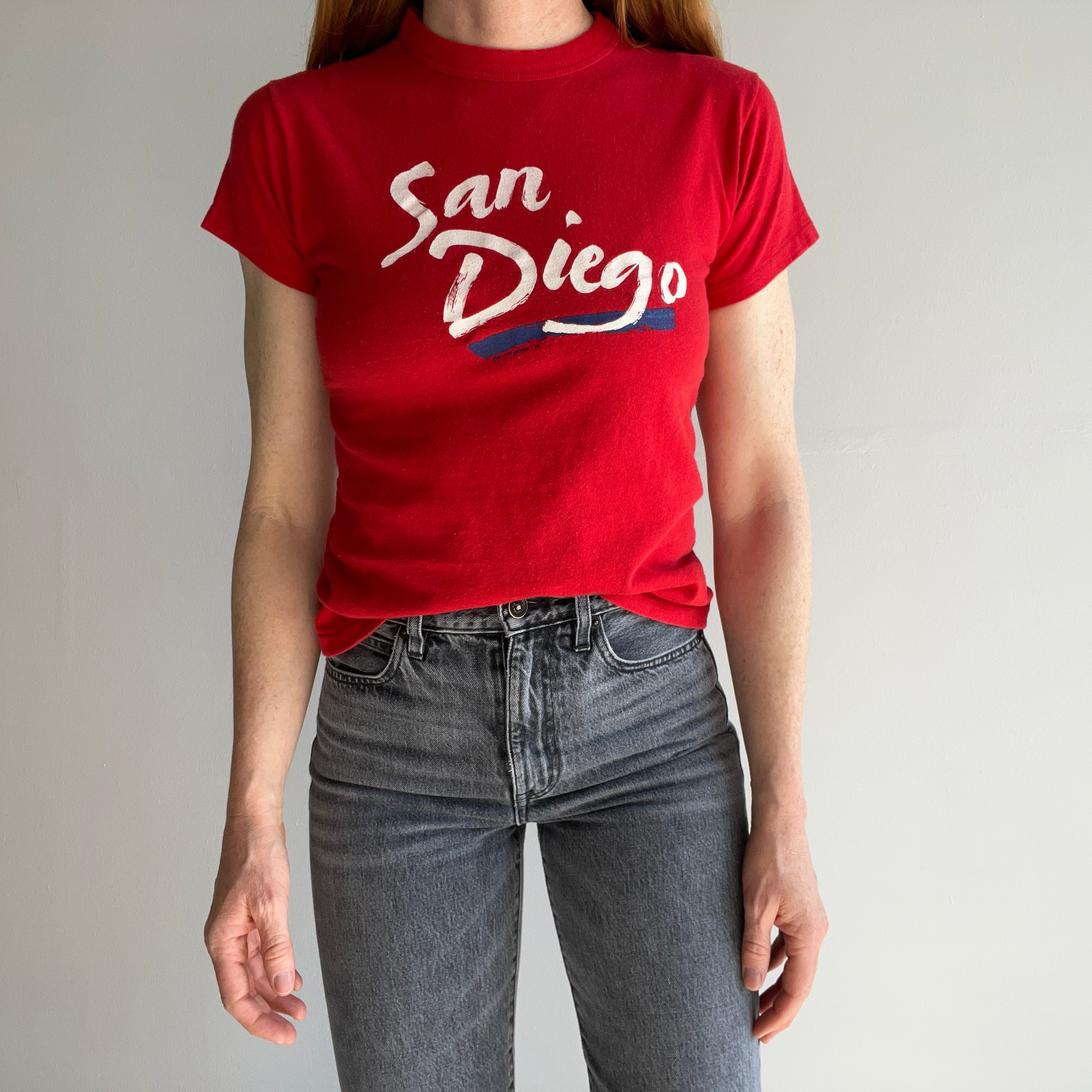 1980s San Diego Cotton Tourist T-Shirt with a Rolled Neck - Swoon