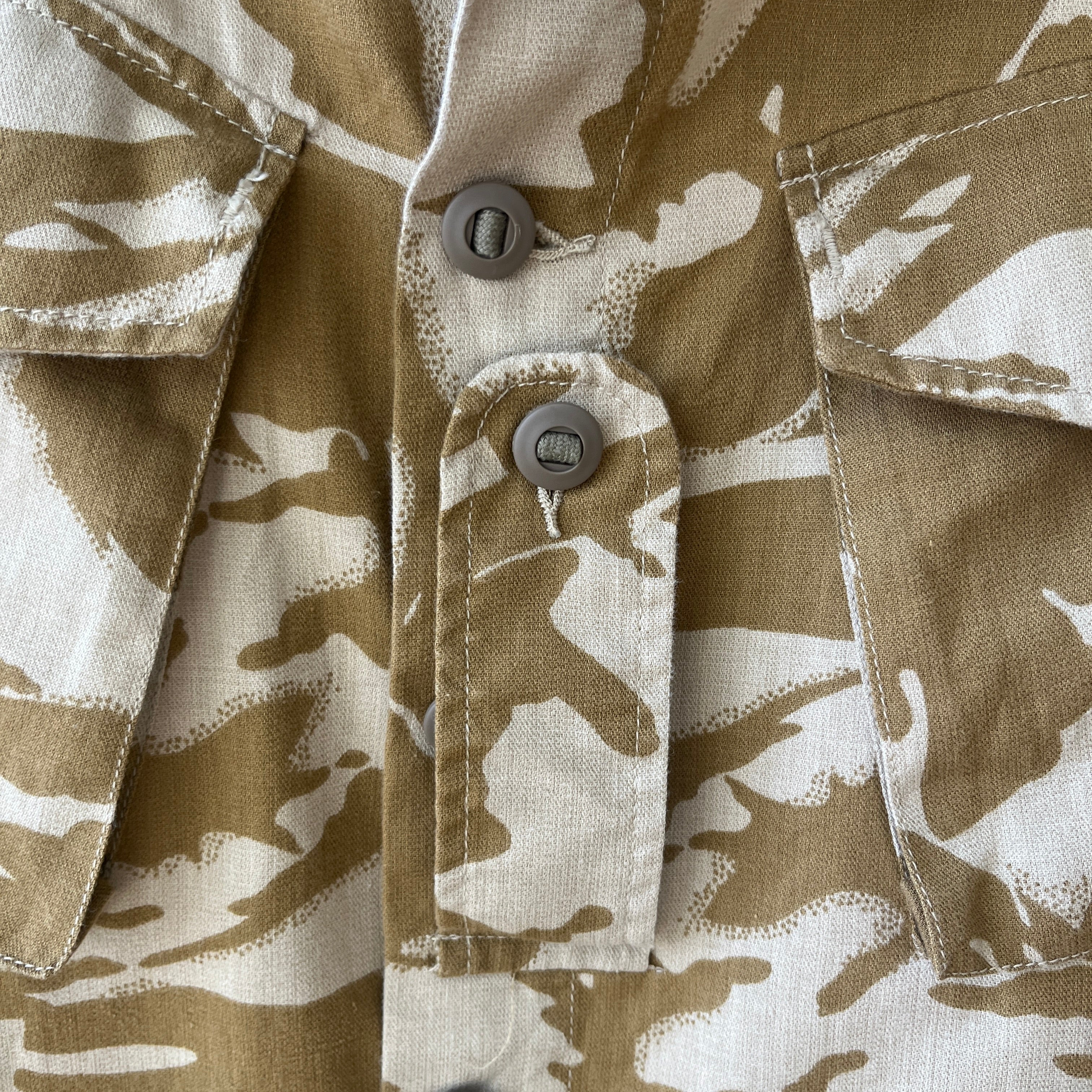 1999 Tan And Brown Camo British Military Jacket/Shirt