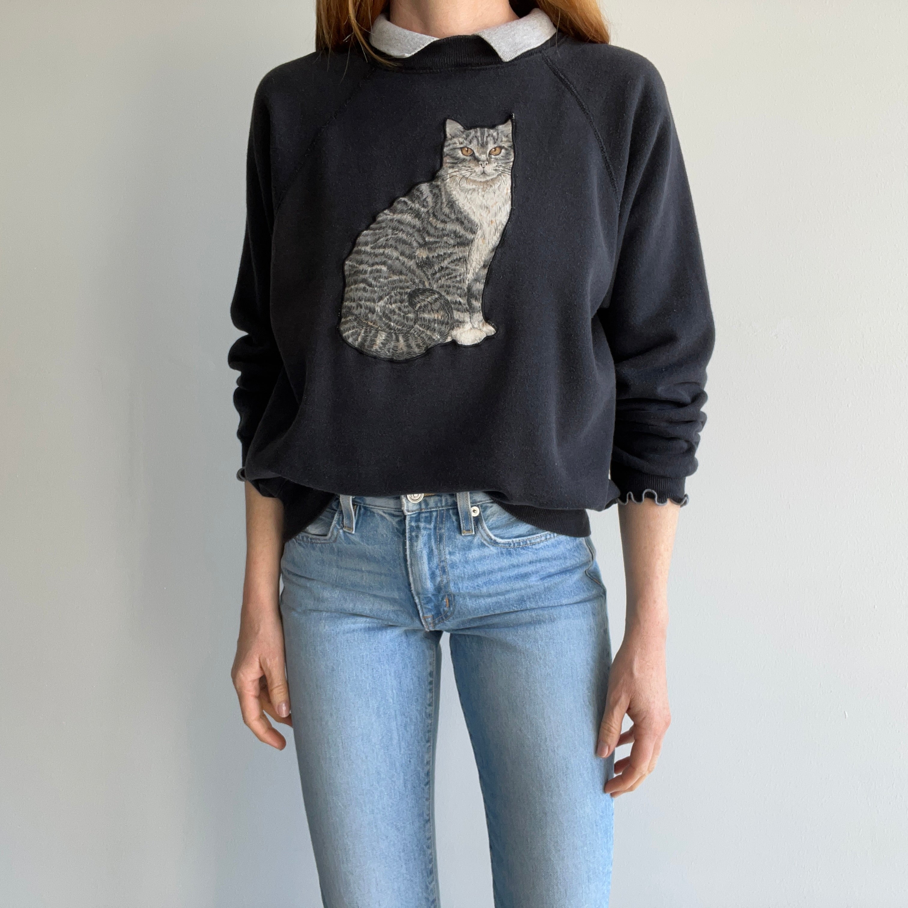 1980s F(el)ine Work of Art DIY Collar Sweatshirt with Ruffled Sleeves - OMFG