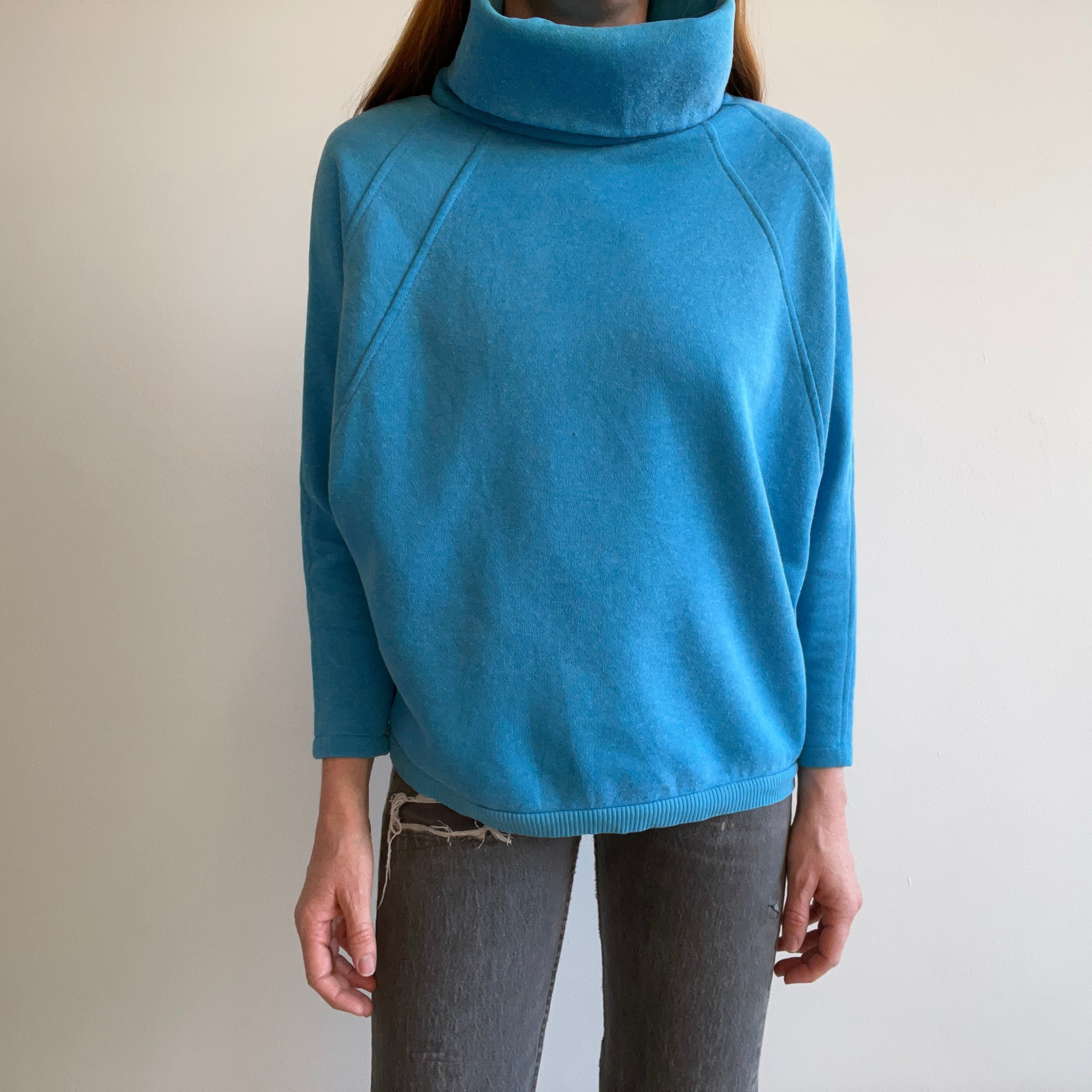 1980s Mega Turtleneck Dolman Sleeve Shoulder Padded Sweatshirt - WOWZA