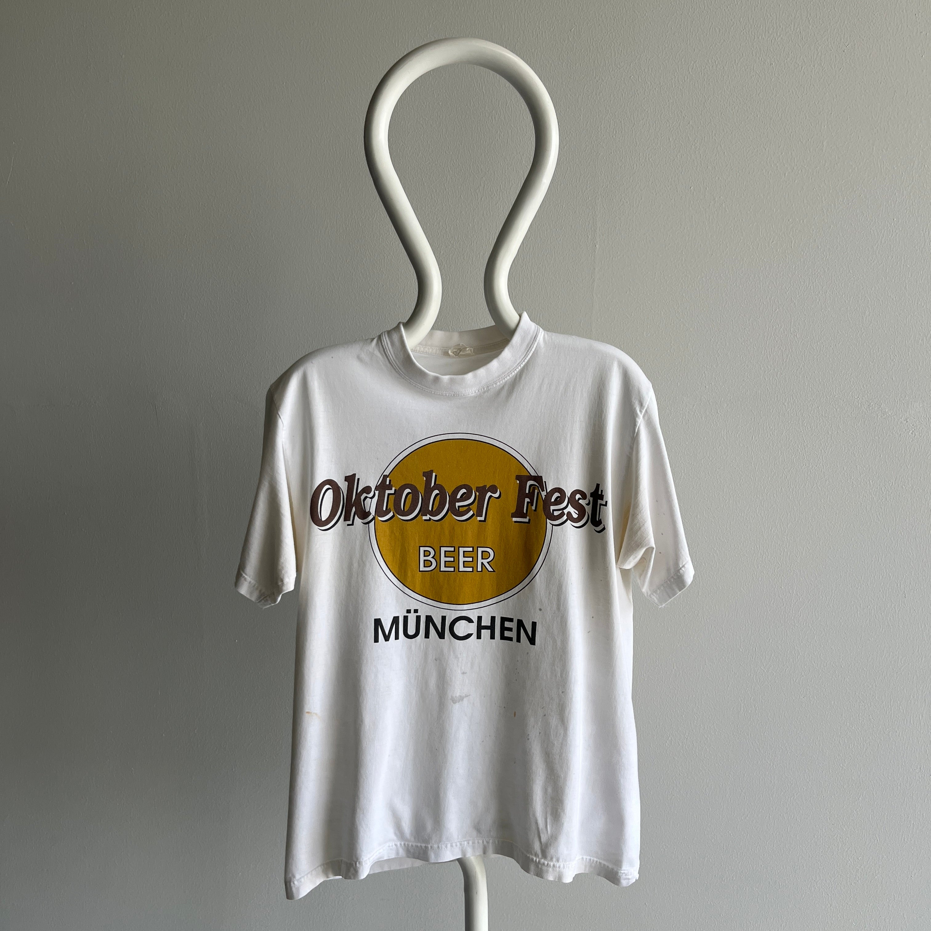 1990/2000s Oktober Fest, Munich Spoof on Hard Rock Cafe T-Shirt