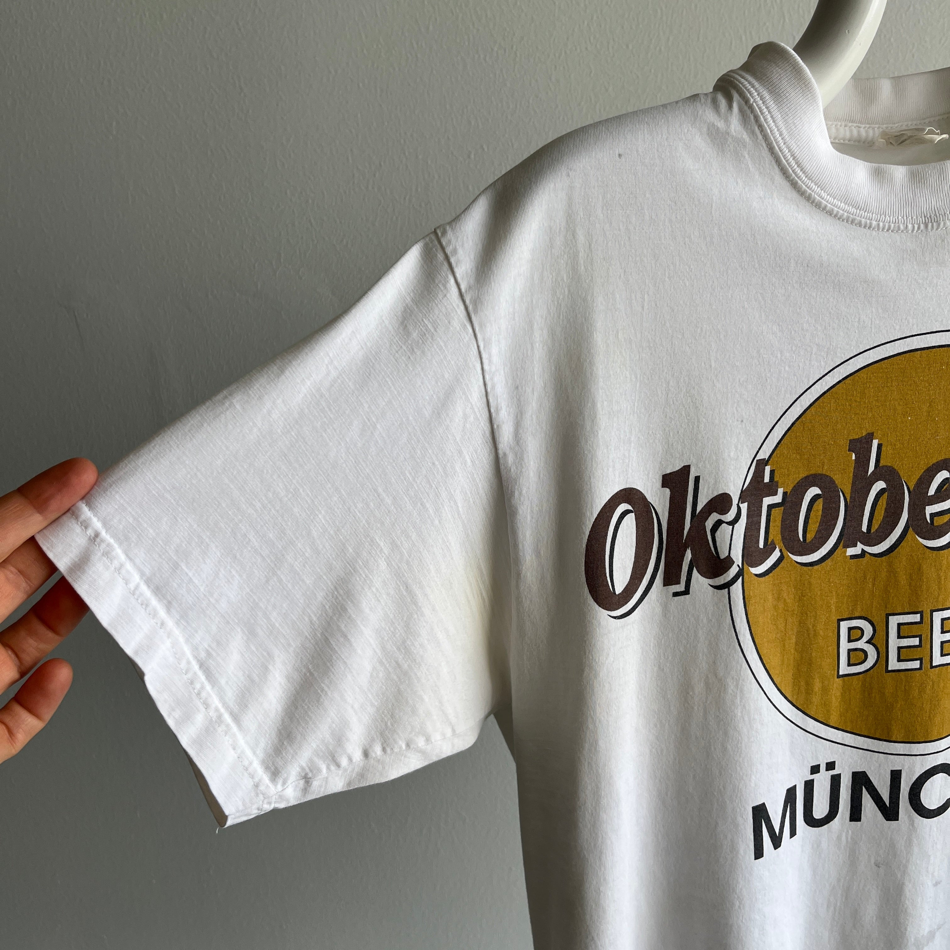 1990/2000s Oktober Fest, Munich Spoof on Hard Rock Cafe T-Shirt