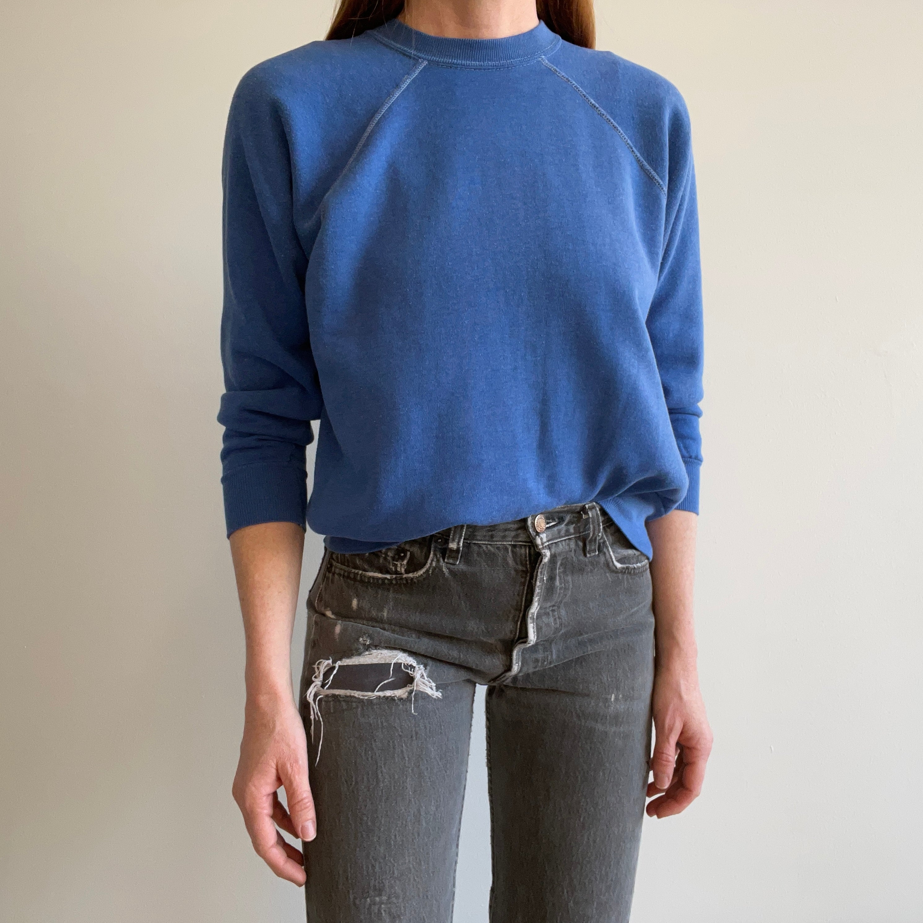 1980s Perfect Blue Sweatshirt (IMO)