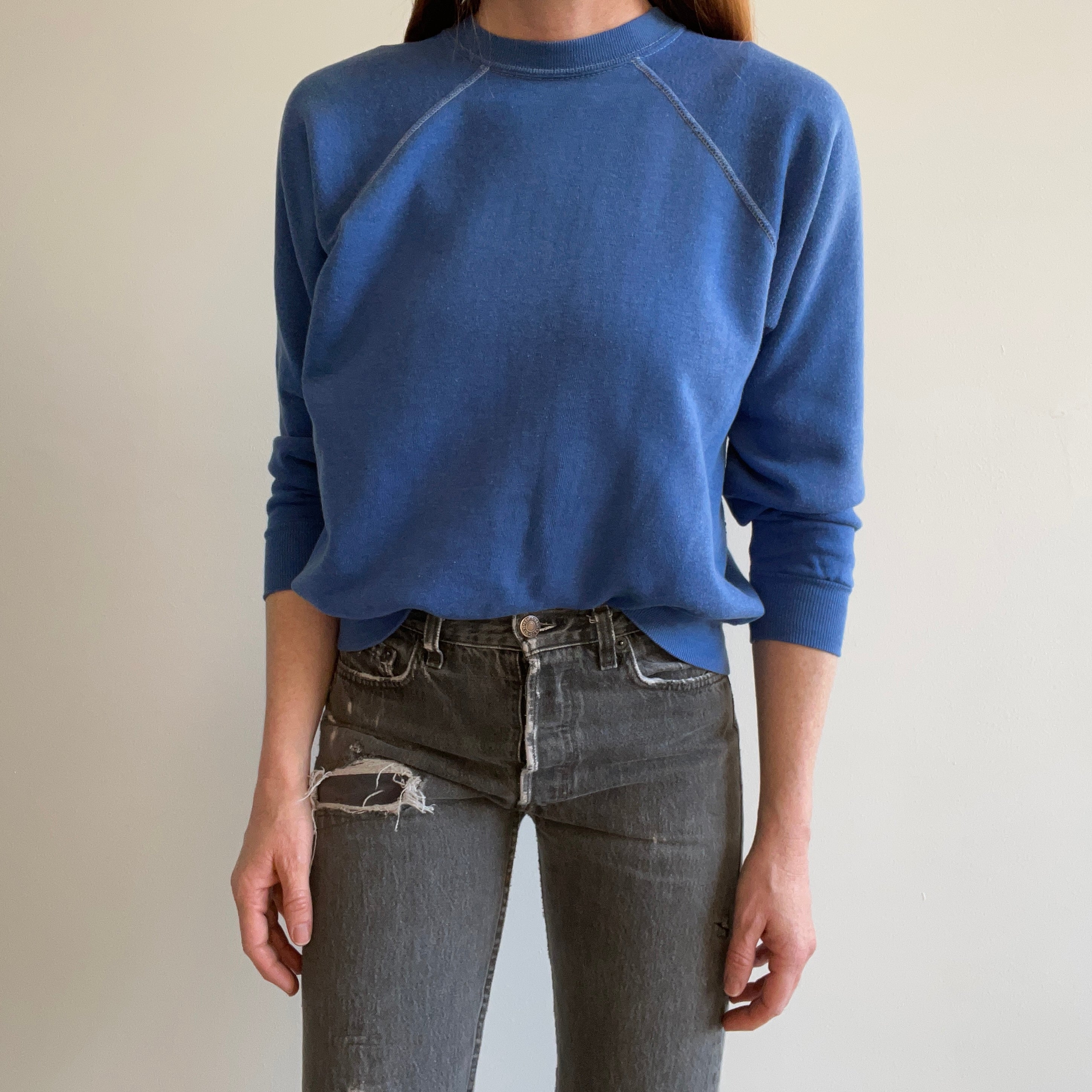 1980s Perfect Blue Sweatshirt (IMO)