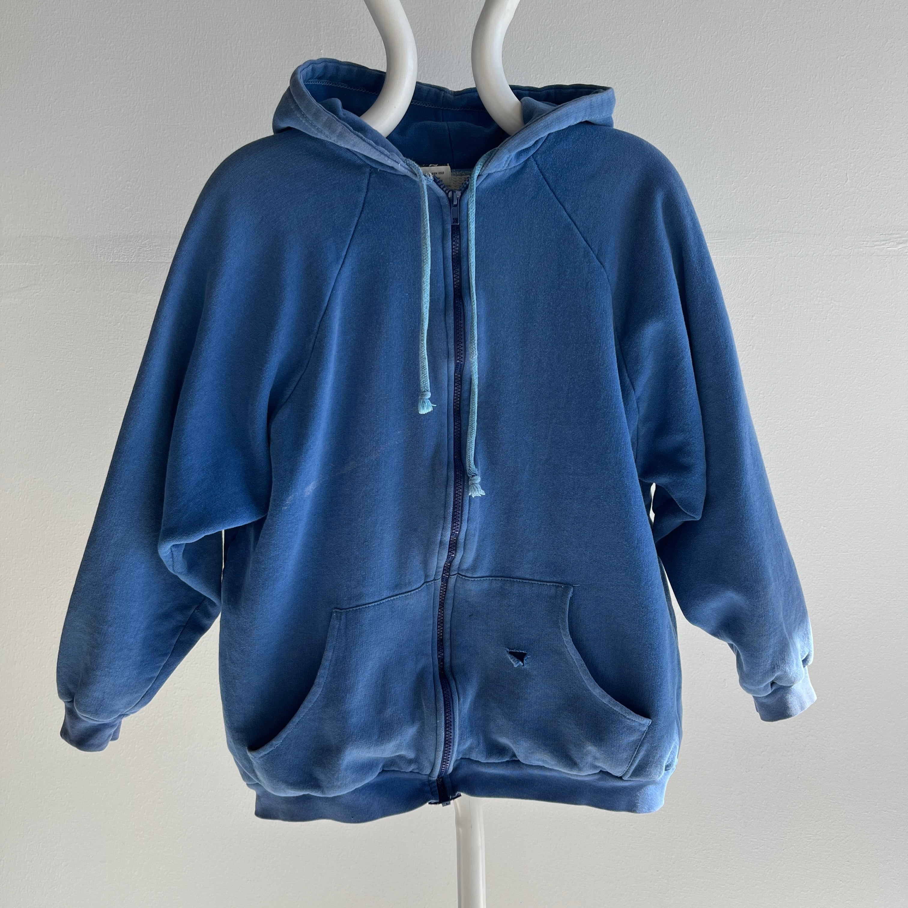 1990s Sky Blue Nicely Worn Insulate Zip Up Hoodie