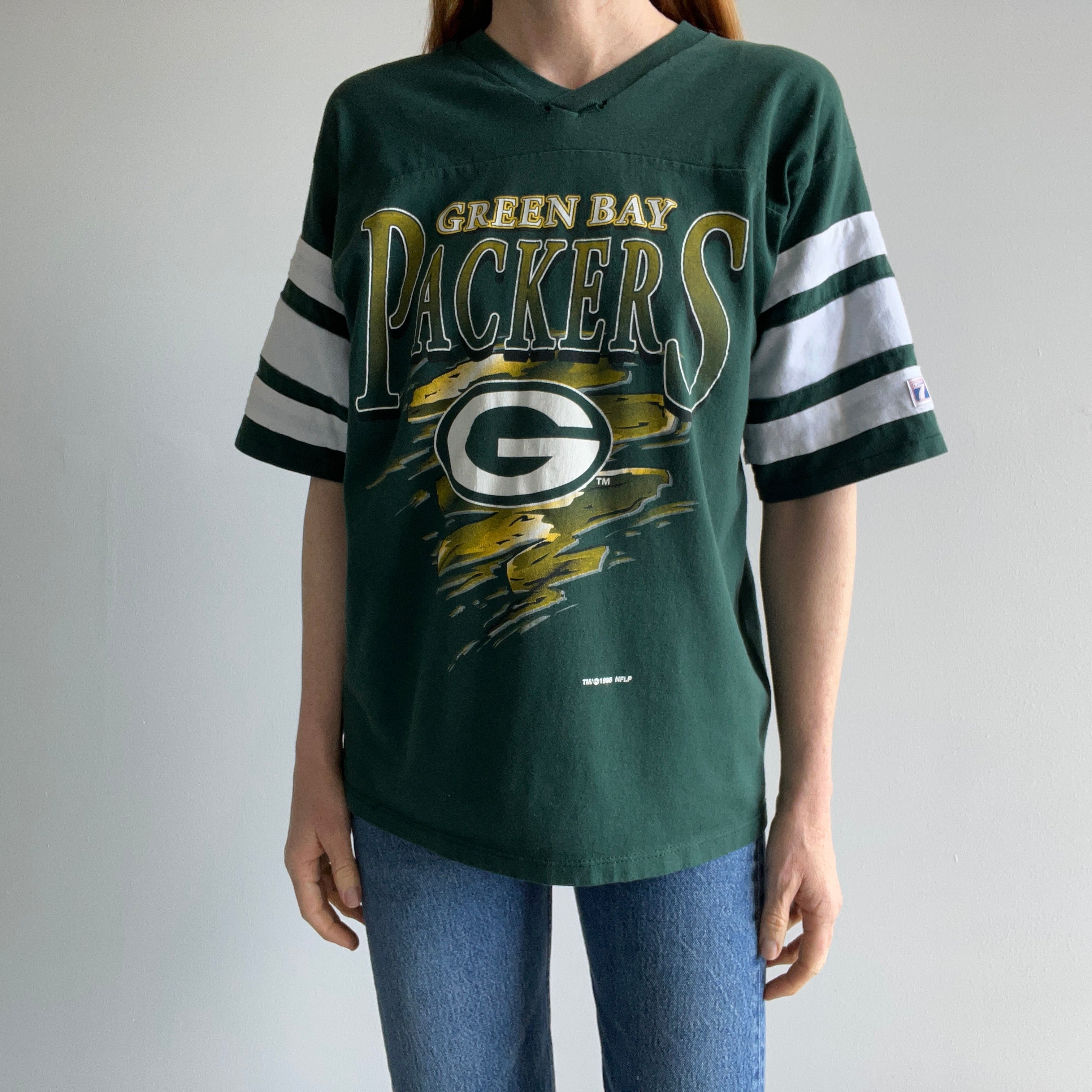 1995 Green Bay Packers Nicely Beat Up Cotton Football T-Shirt by Logo 7