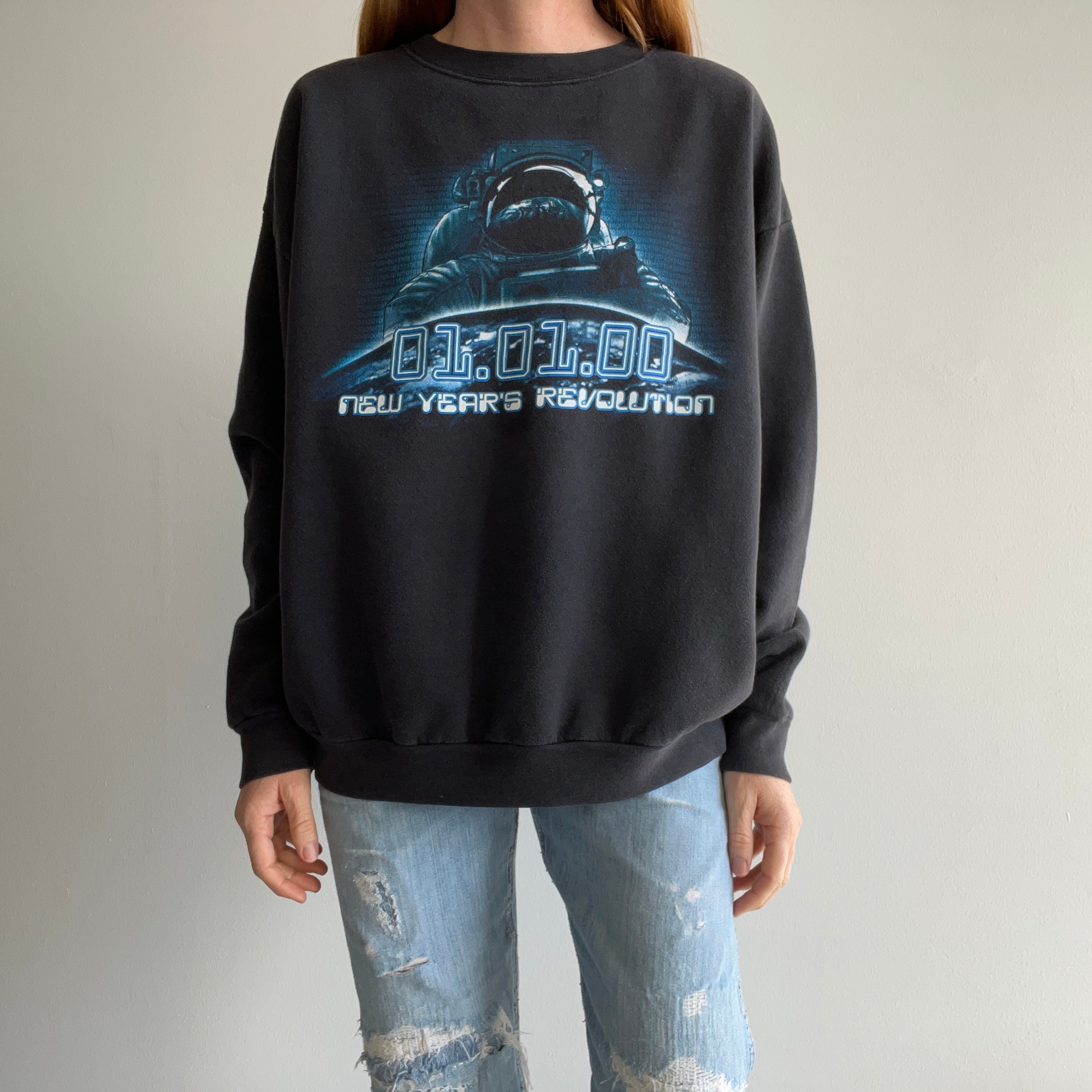 New cheap revolution sweatshirt