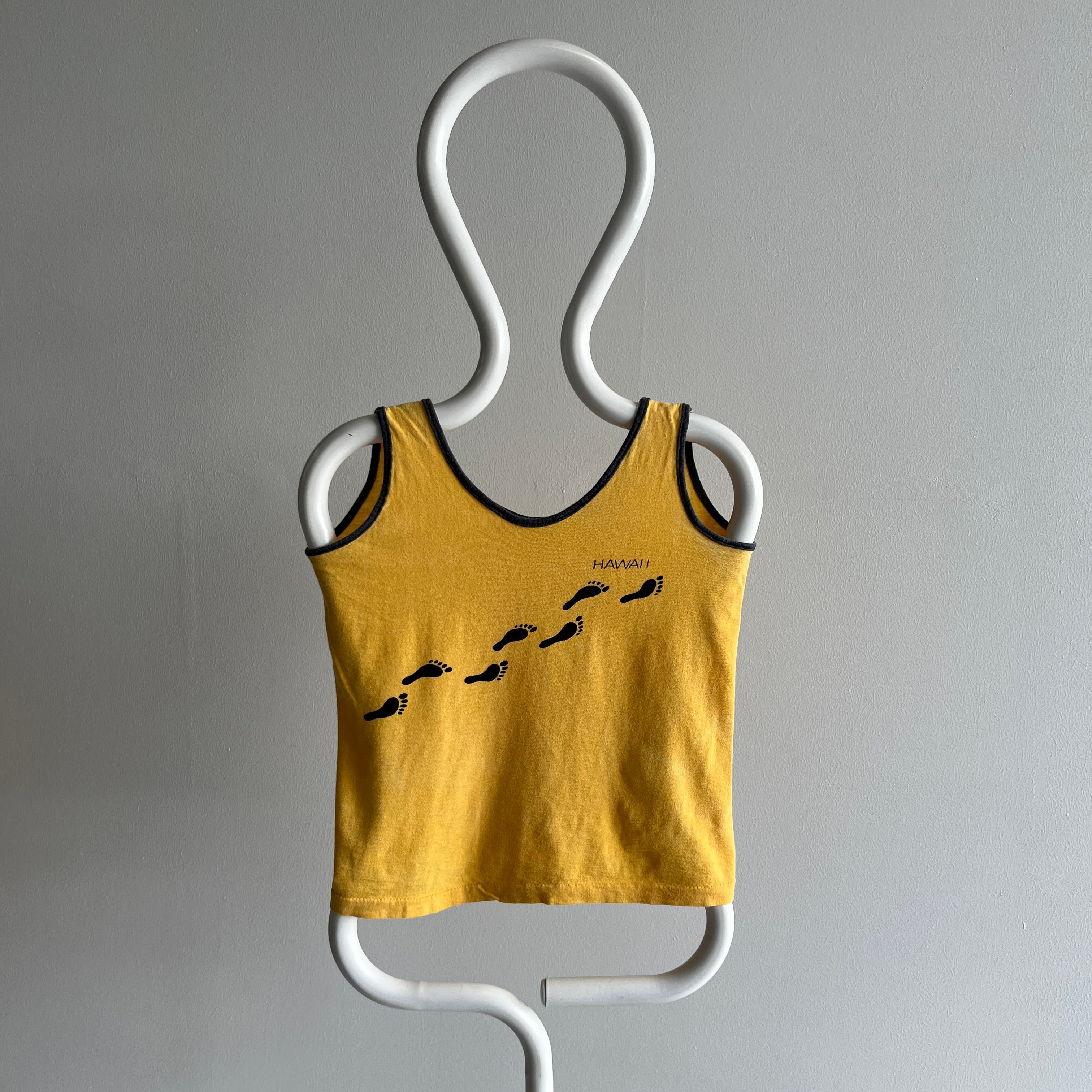 1960s Sportswear Adorable Cotton Hawaii Tank Top - Awwwww/Collectible