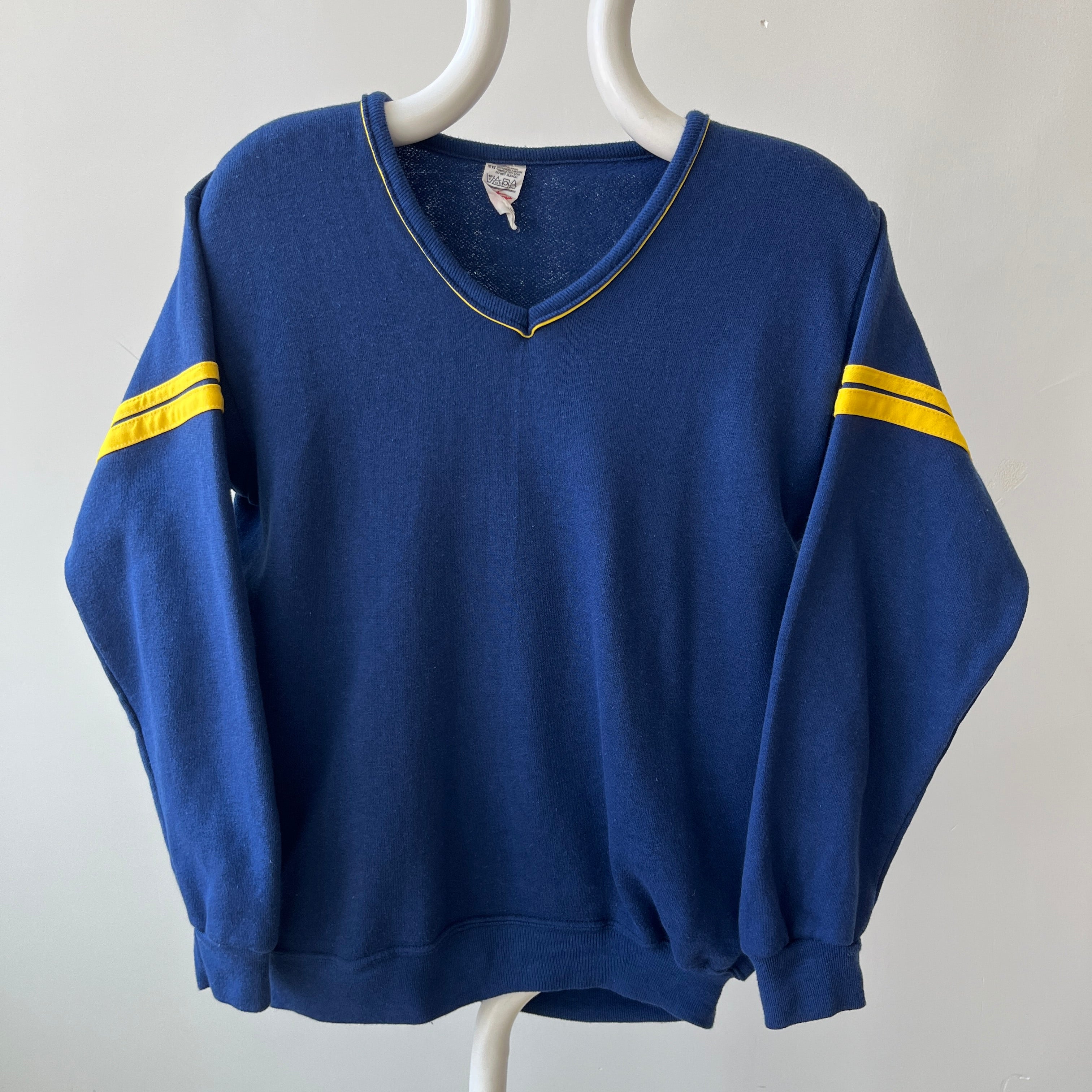 1970's/80's V-Neck Sportswear Sweatshirt