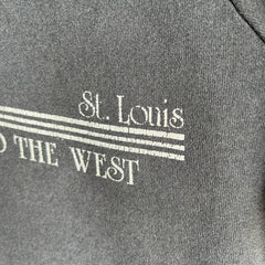 1980s Gateway to the West St. Louis Smaller Sized Sweatshirt