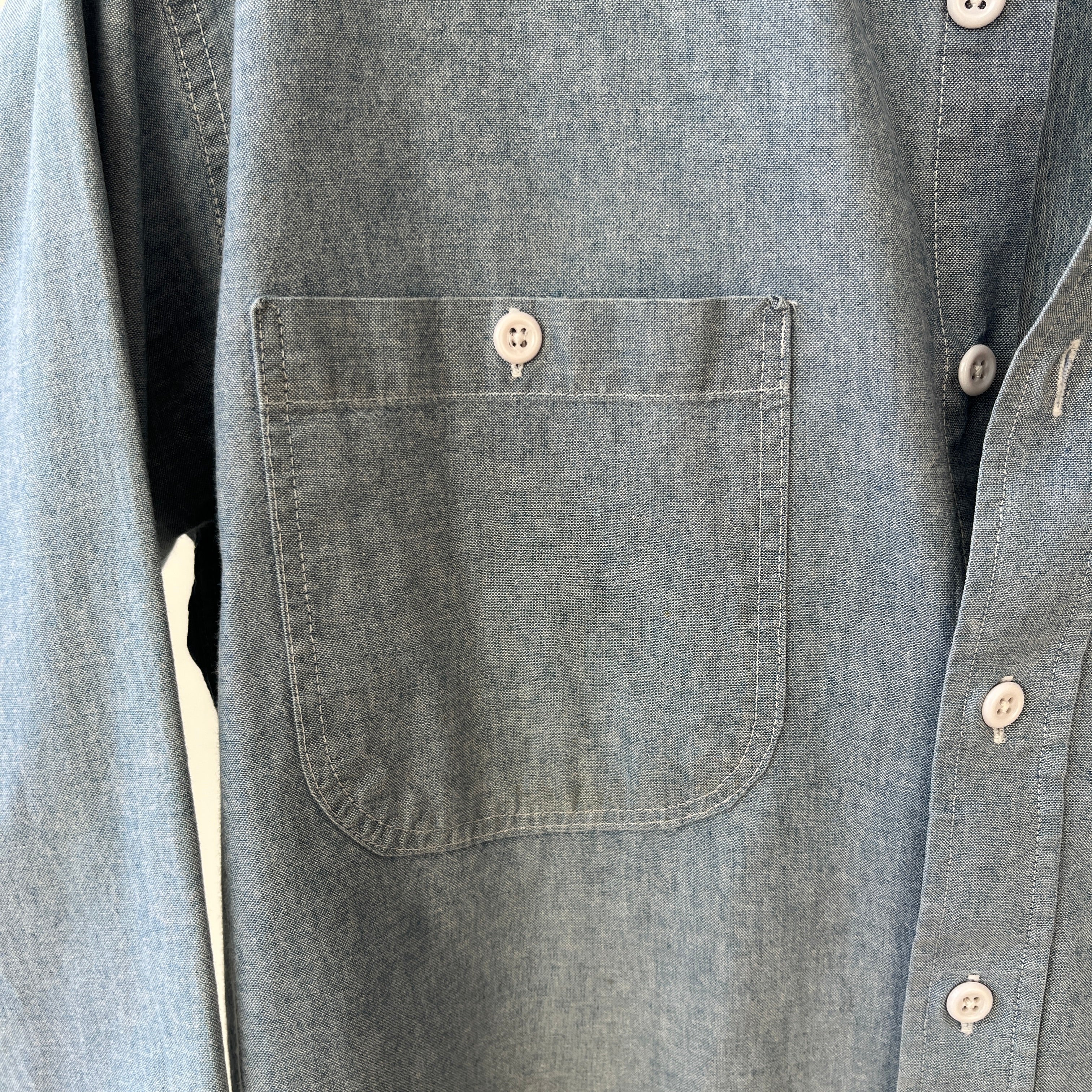 1970s Chambray Button Up Shirt - Lovely
