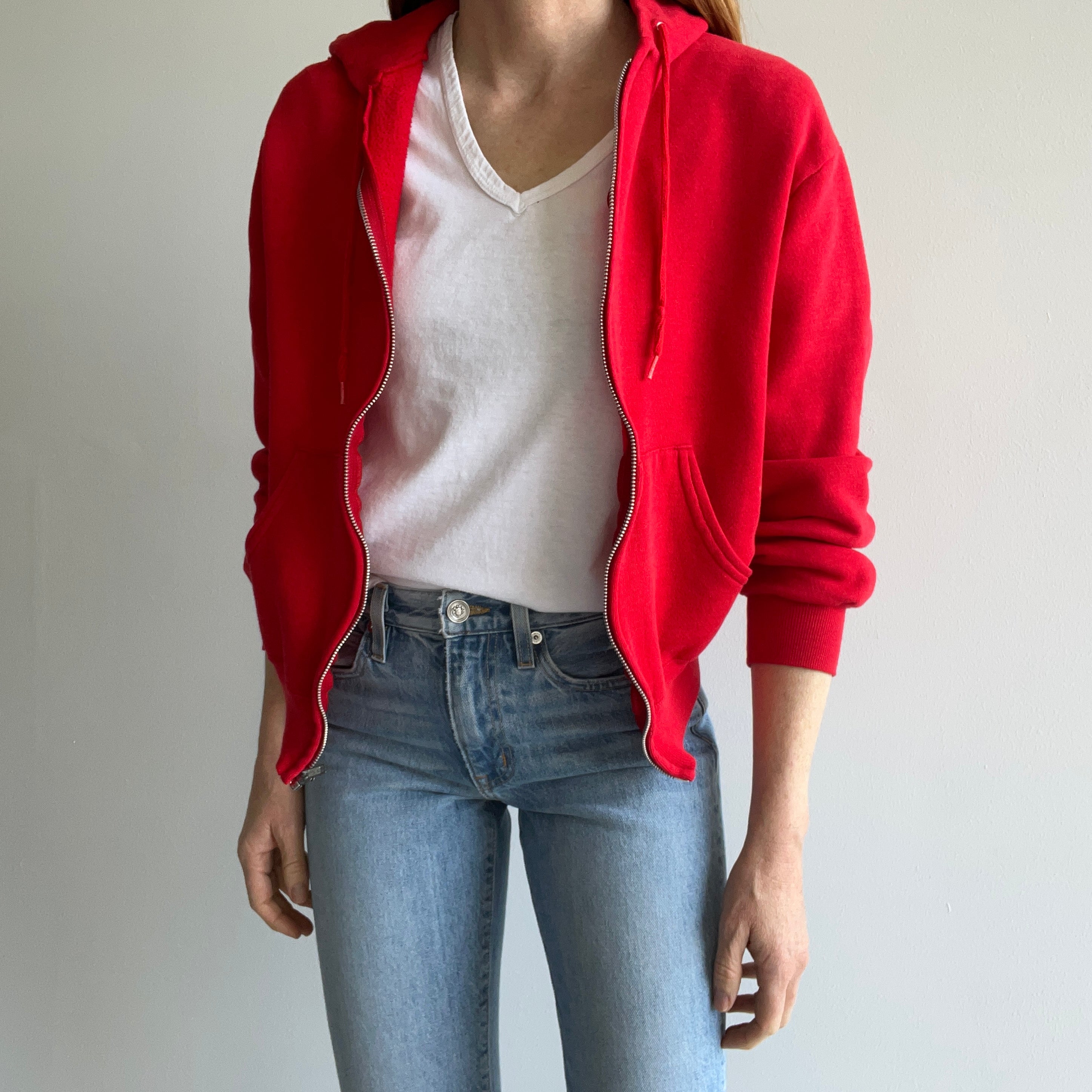 1980s Vibrant Red Zip Up Hoodie Sweatshirt