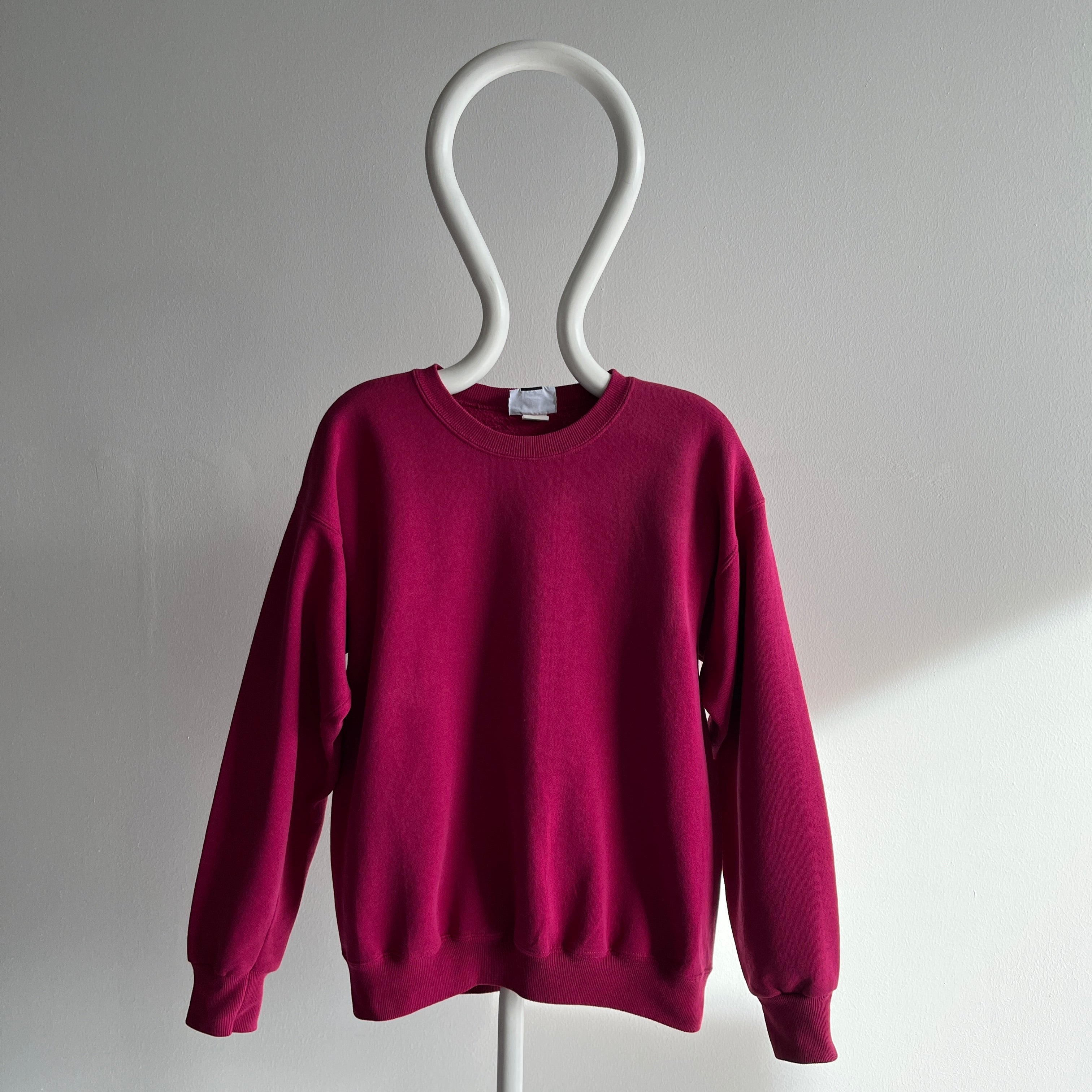 1990s Lee Brand Heavyweight (but really Medium) Magenta Pink Sweatshirt